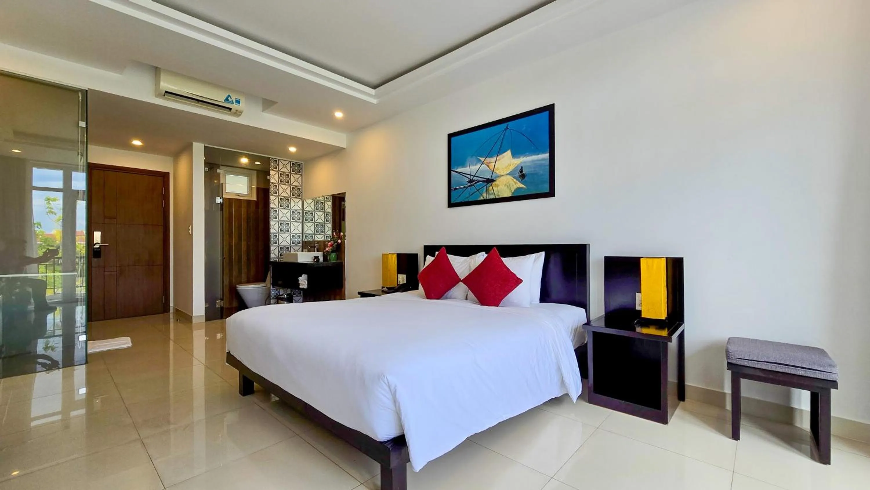 Bed in Riverside White House Boutique Hotel