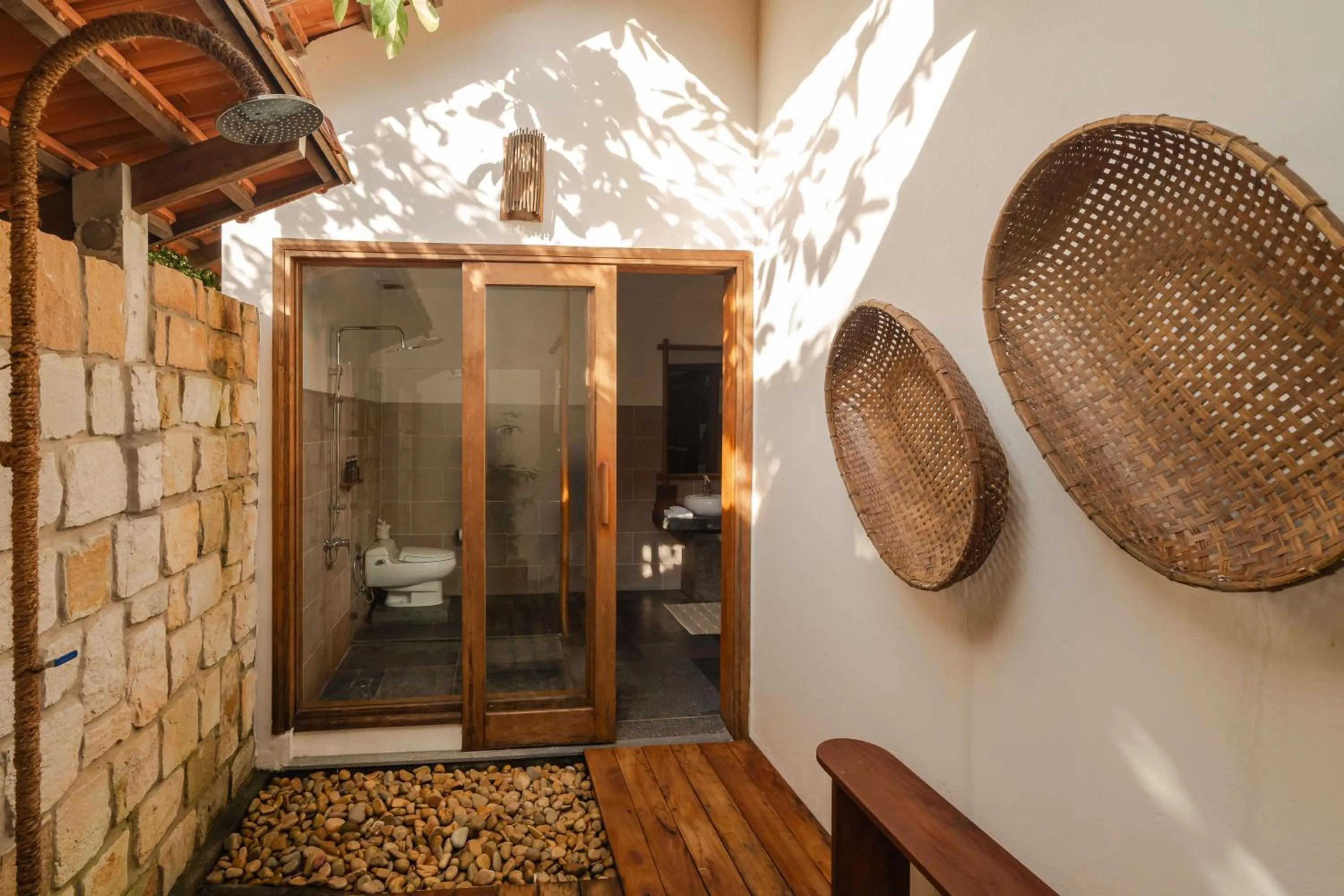 Shower in Green Bay Phu Quoc Resort & Spa