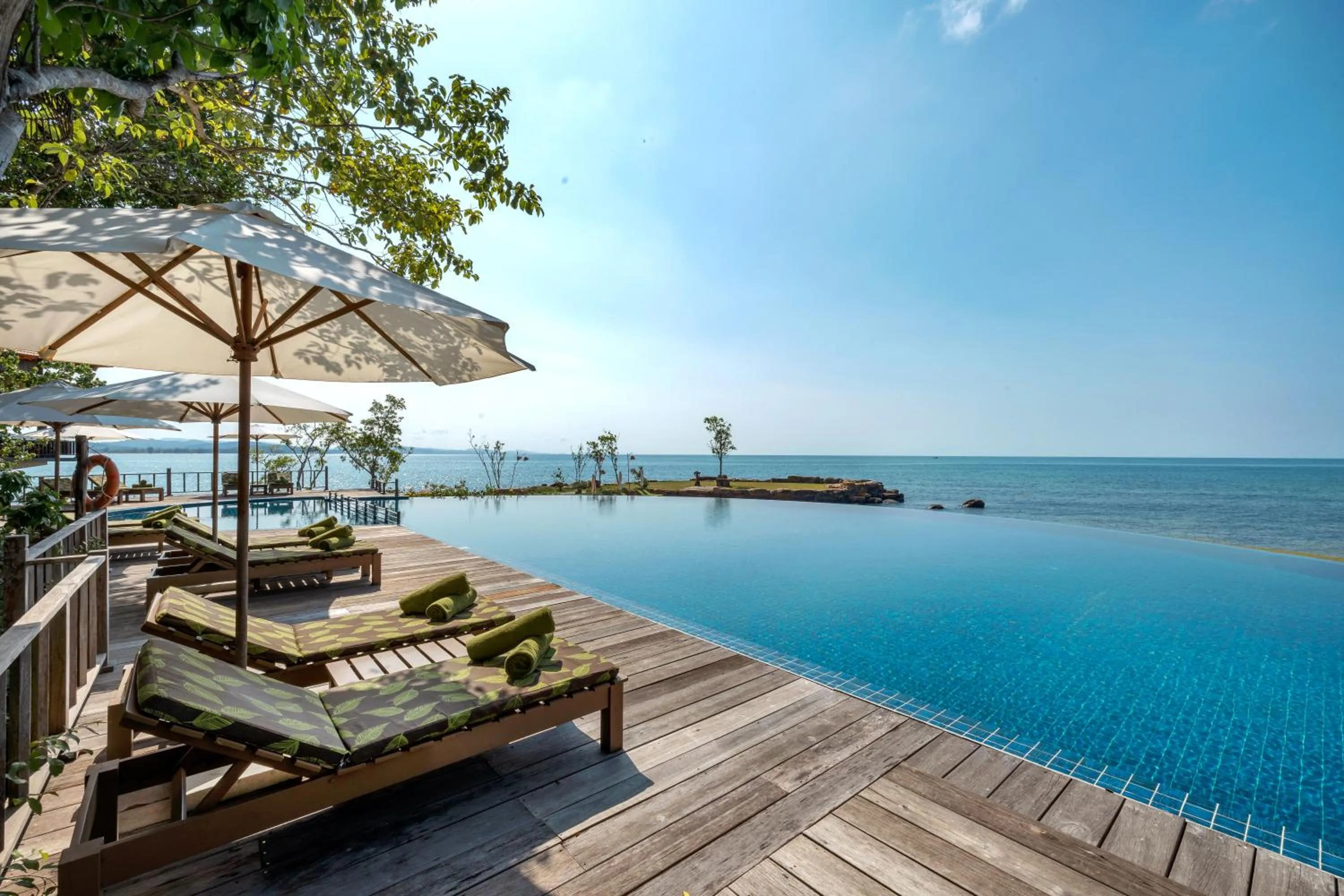 Swimming pool in Green Bay Phu Quoc Resort & Spa