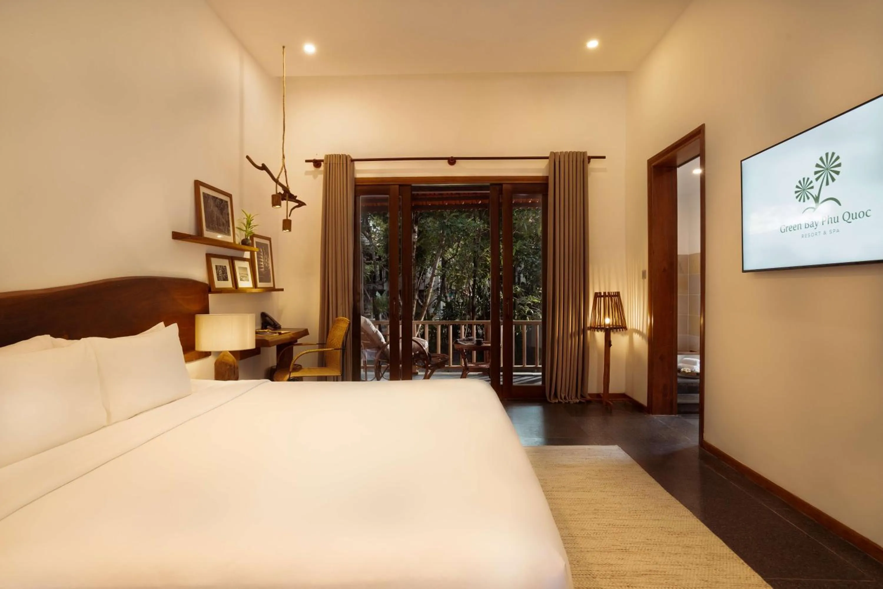 Bedroom, Bed in Green Bay Phu Quoc Resort & Spa