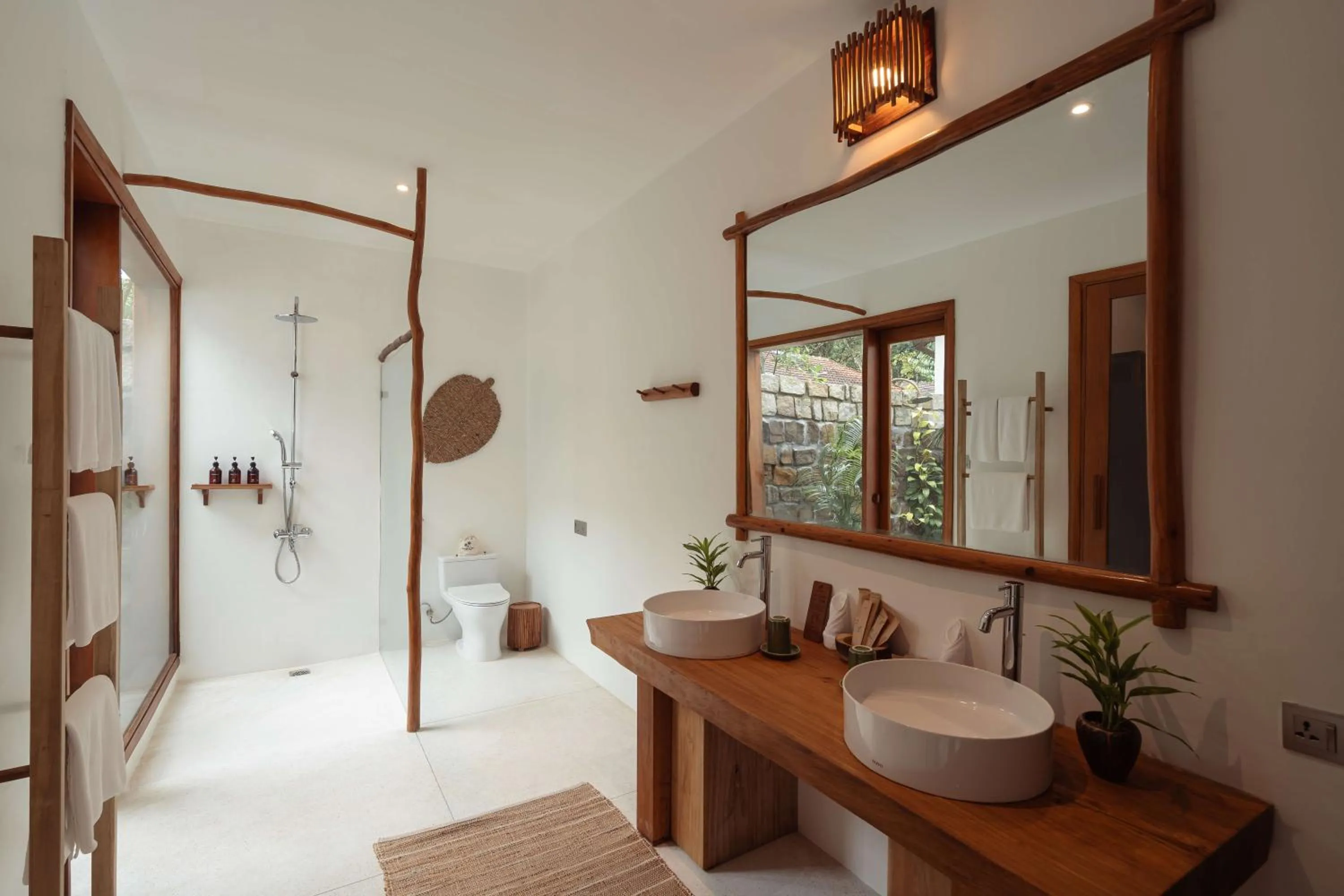 Bath in Green Bay Phu Quoc Resort & Spa