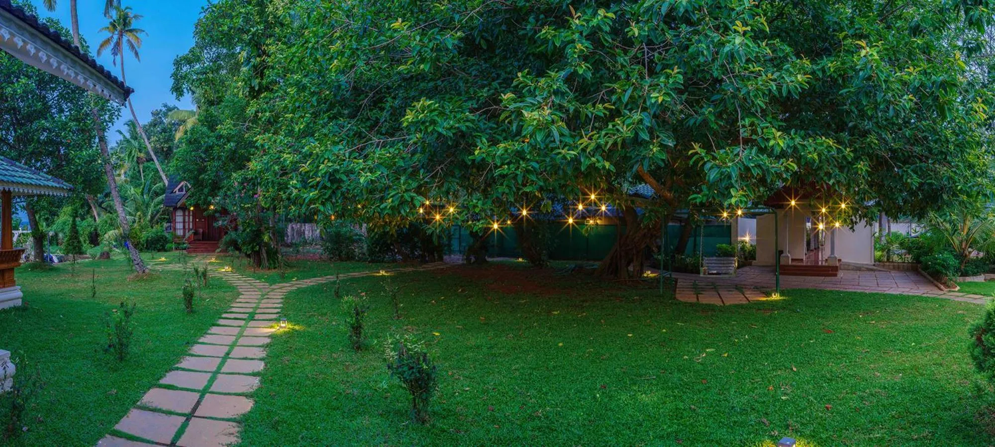 Garden in Cyrus Resort