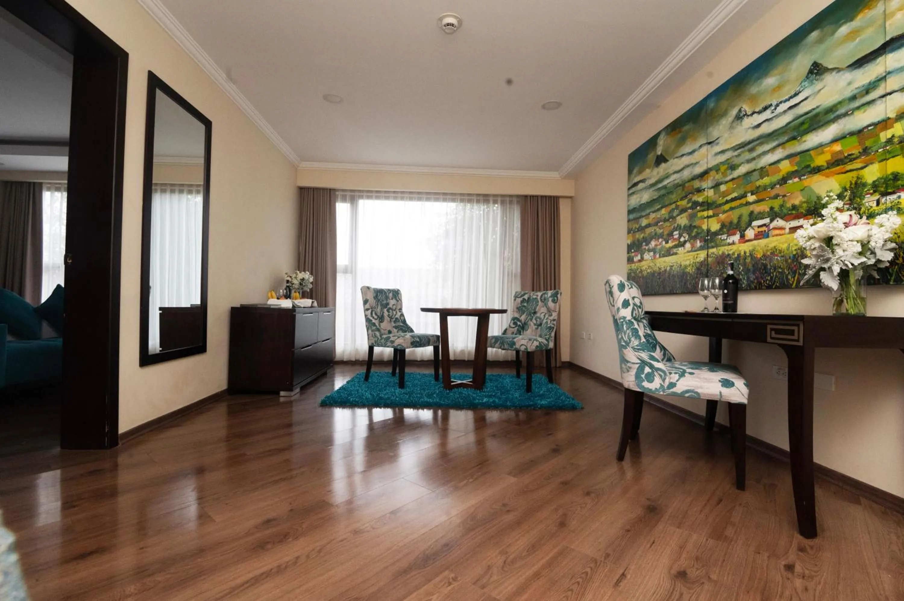 Living room in Quindeloma Art Hotel & Gallery