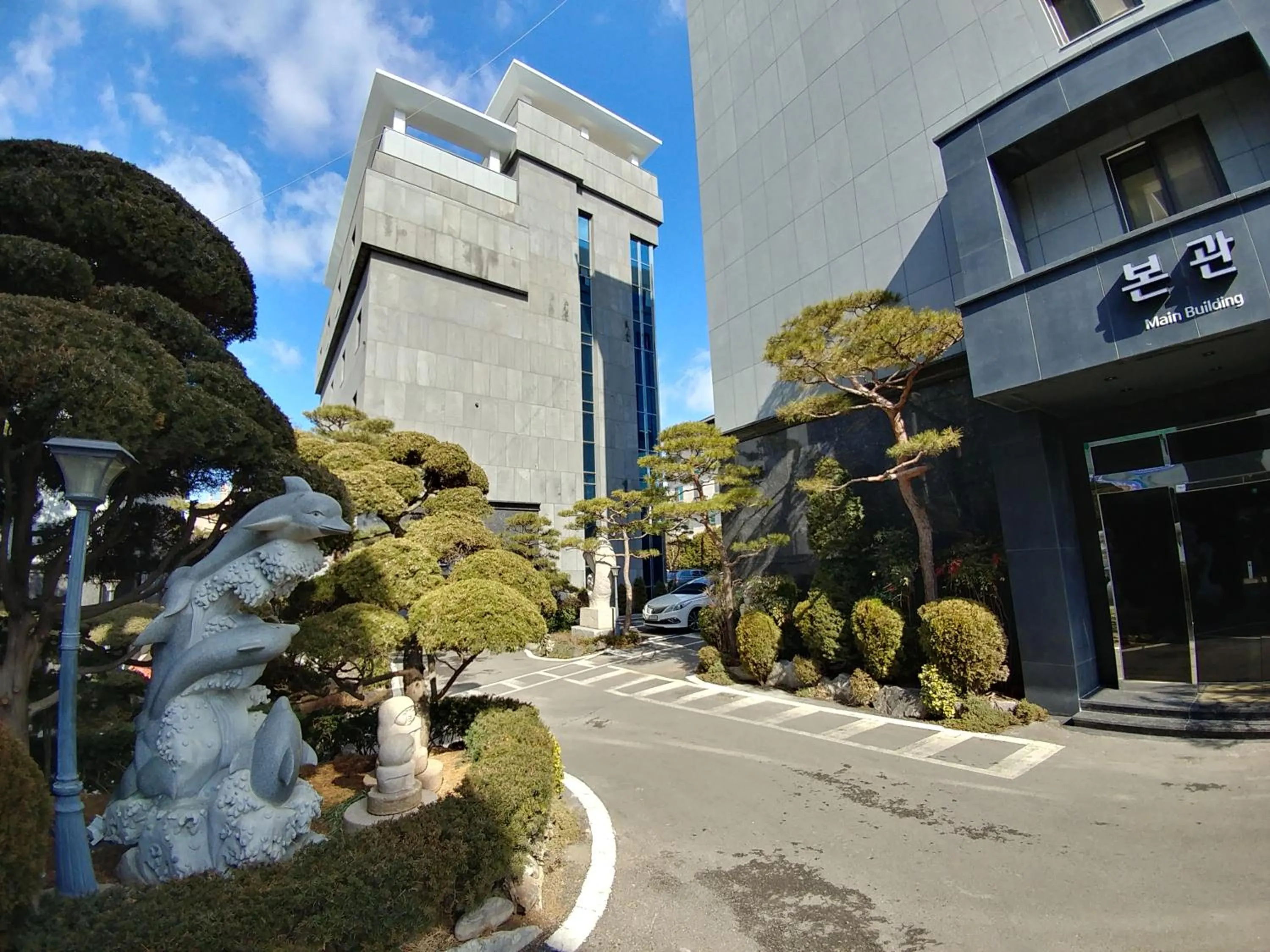 Property building in Seosan Aria Hotel