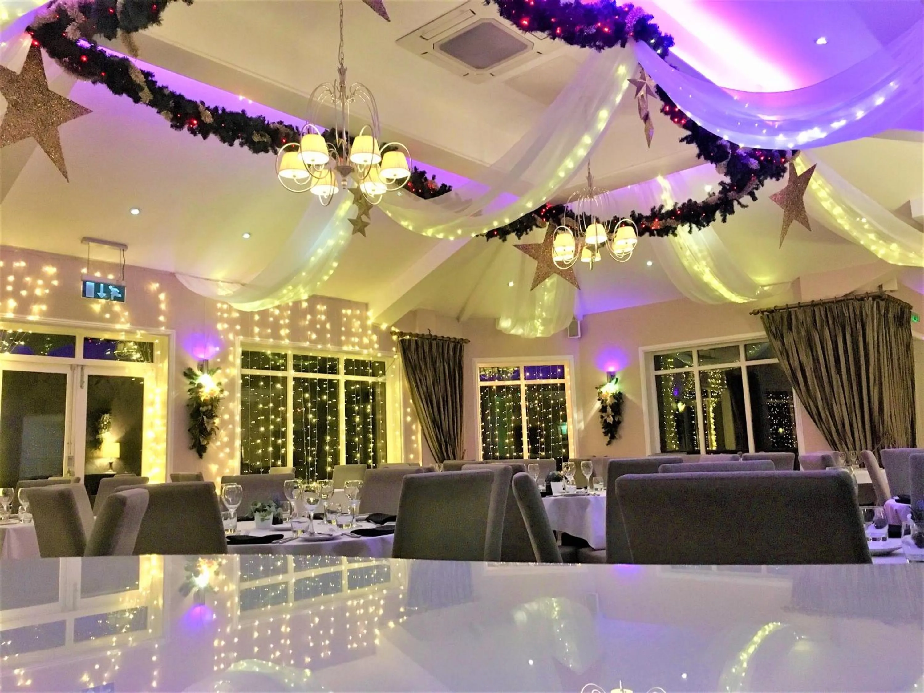 Restaurant/places to eat in Astley Bank Hotel