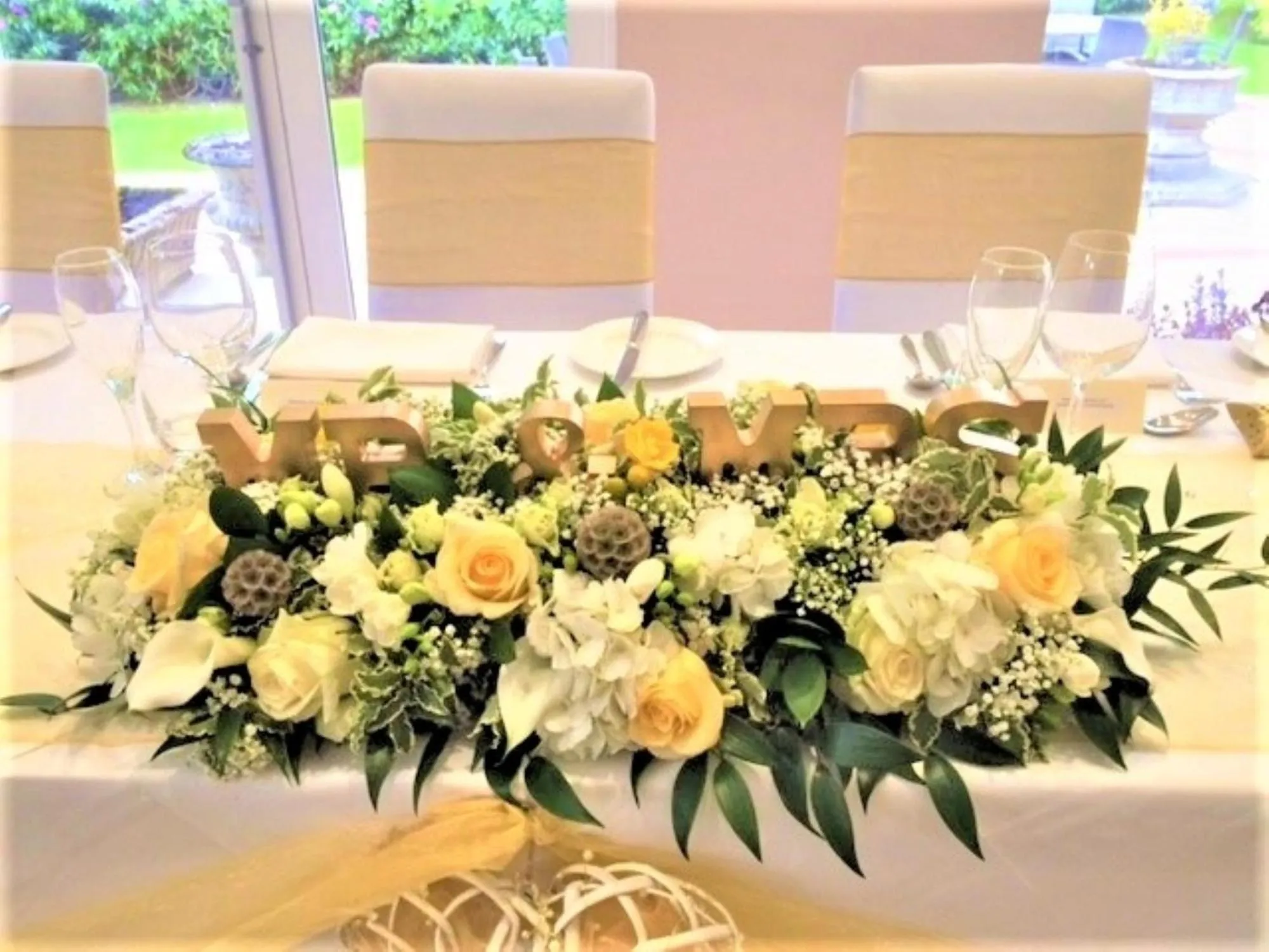 Restaurant/places to eat in Astley Bank Hotel