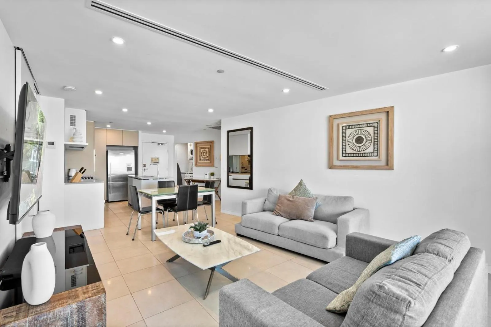 Living room in Soul on the Esplanade - HR Surfers Paradise