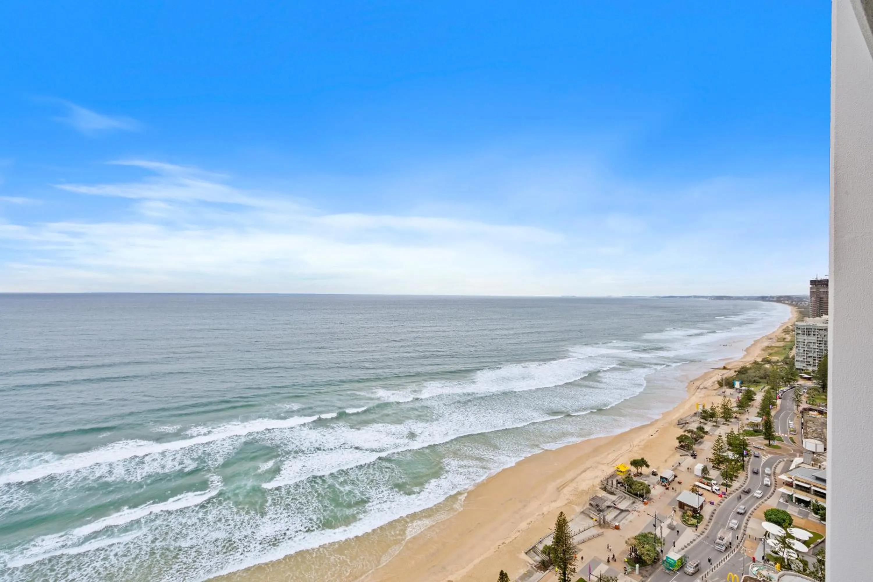 Sea view in Soul on the Esplanade - HR Surfers Paradise