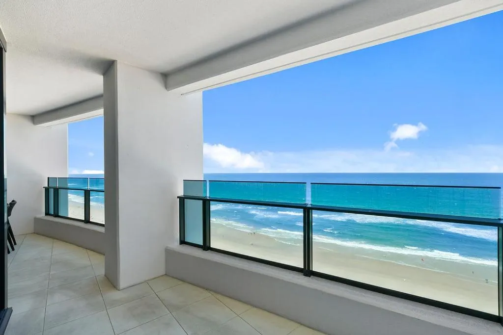 Balcony/Terrace in Soul on the Esplanade - HR Surfers Paradise