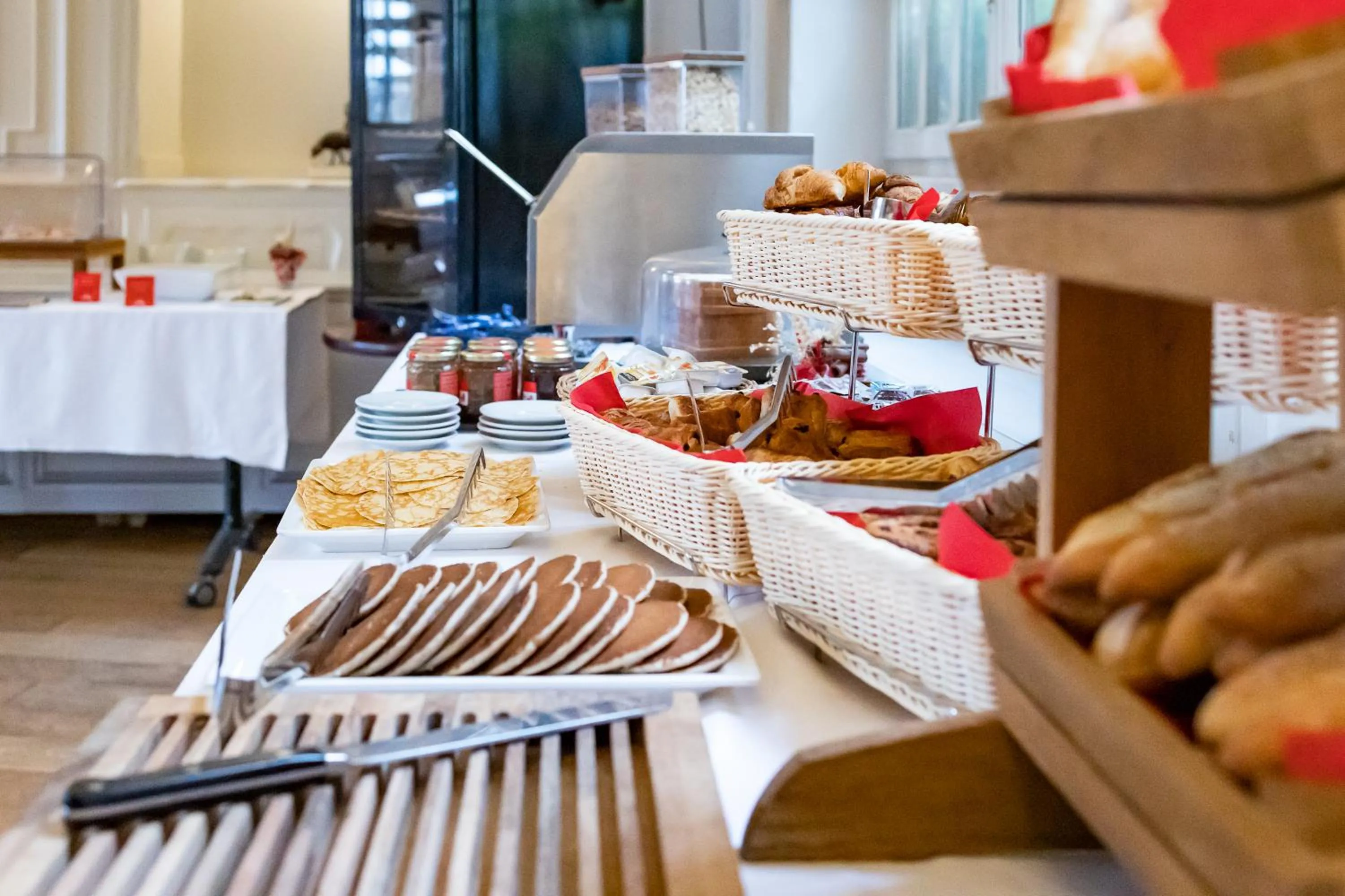 Breakfast in La Mère Poulard