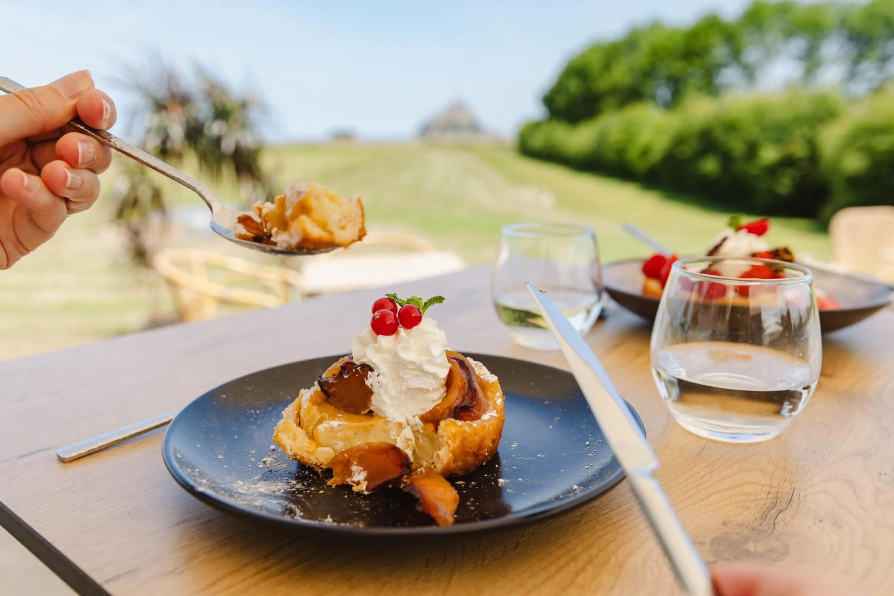 Restaurant/places to eat in Le Relais Saint Michel