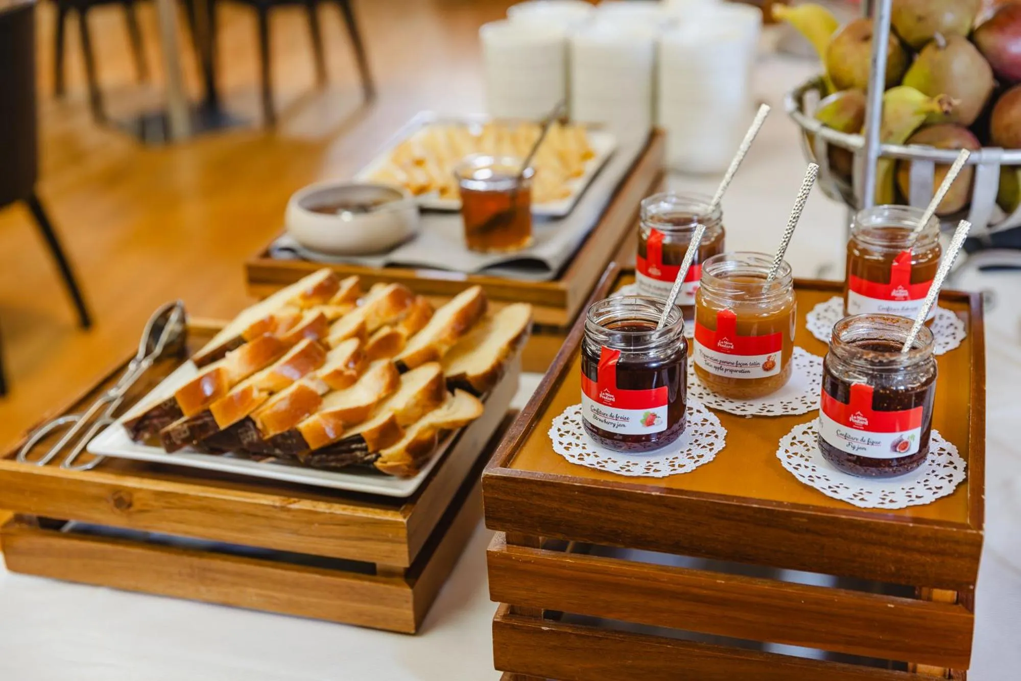 Buffet breakfast in Le Relais Saint Michel