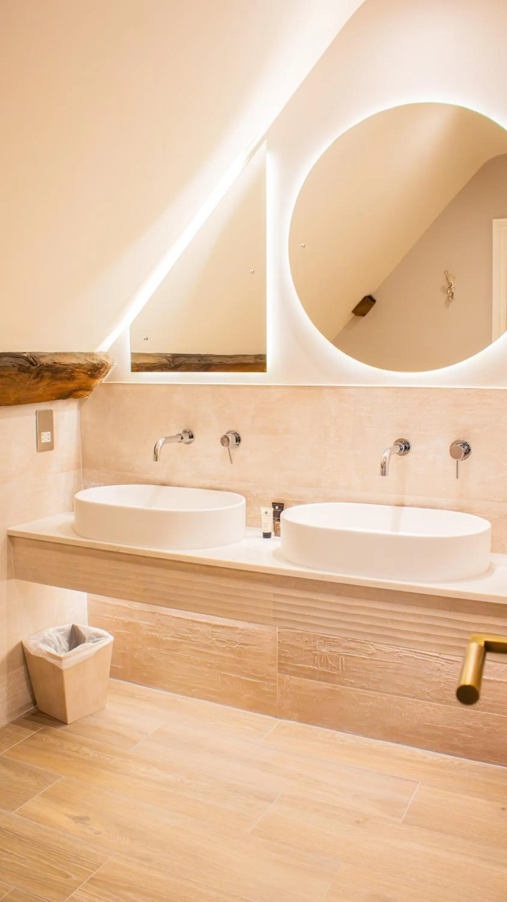 Bathroom in Manor House Hotel