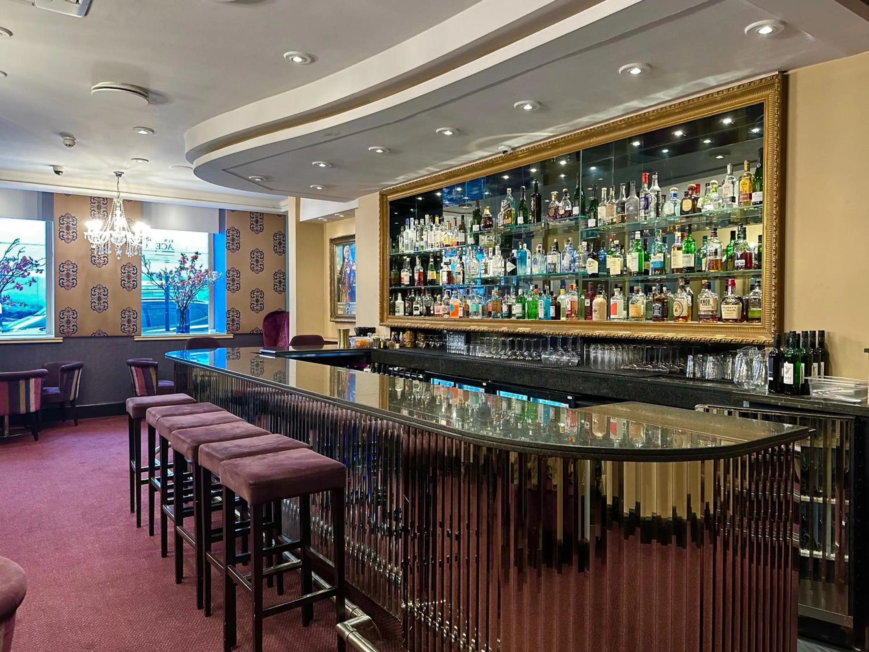 Lounge or bar in Strand Palace