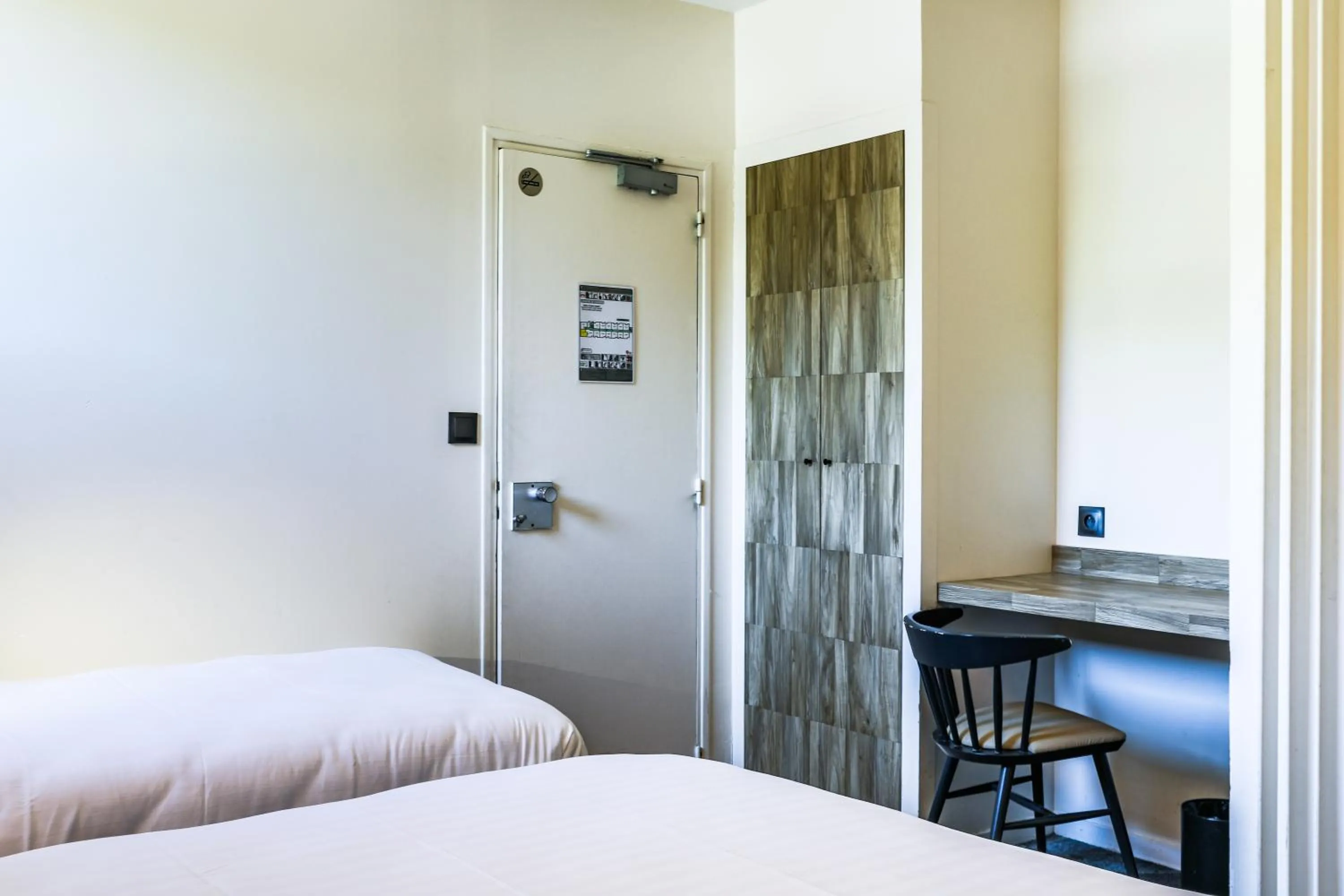 Photo of the whole room, Bed in Le Saint Aubert