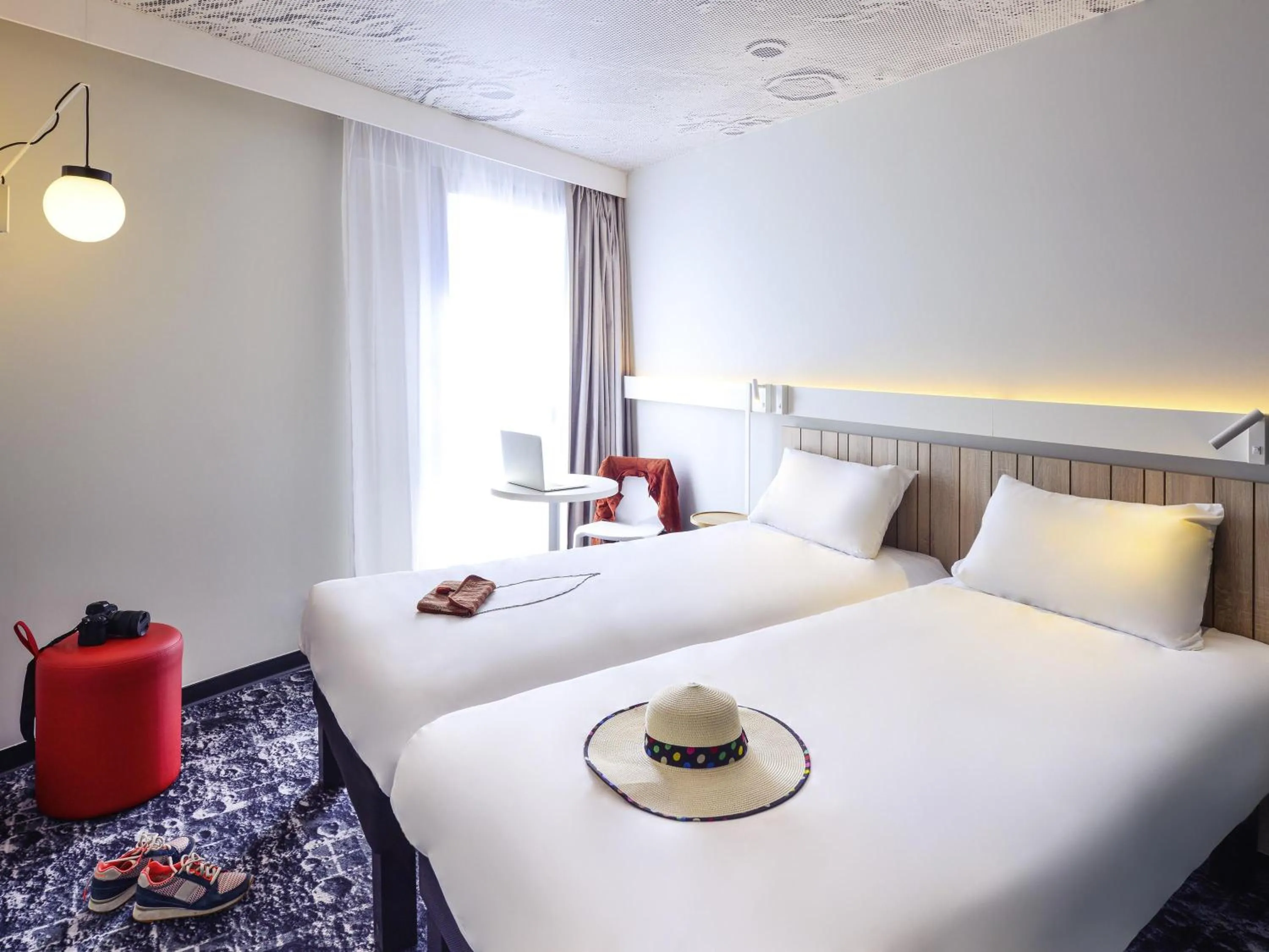 Bedroom, Bed in Ibis Annecy - Cran-Gevrier