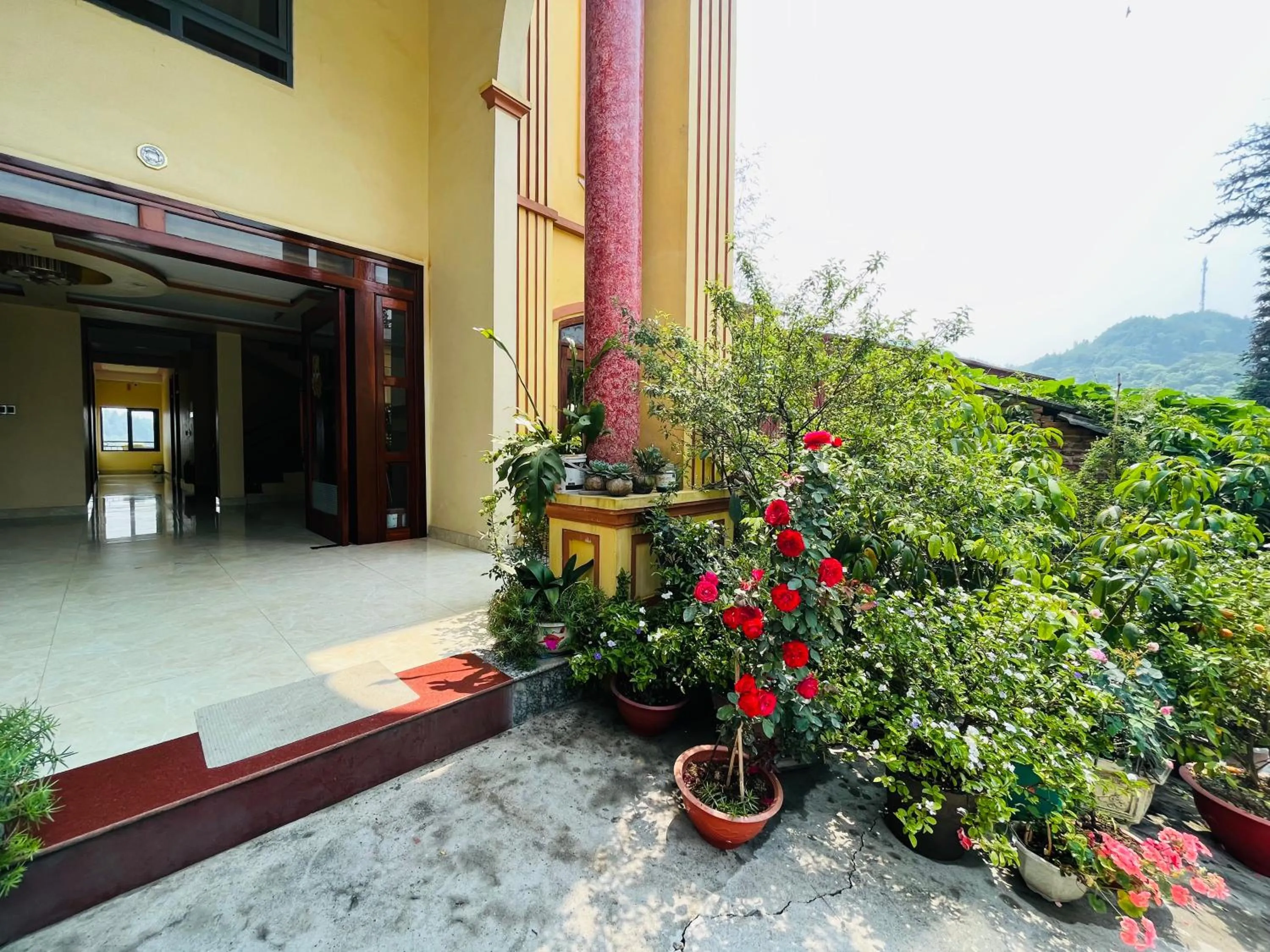 Sapa Paramount Hotel