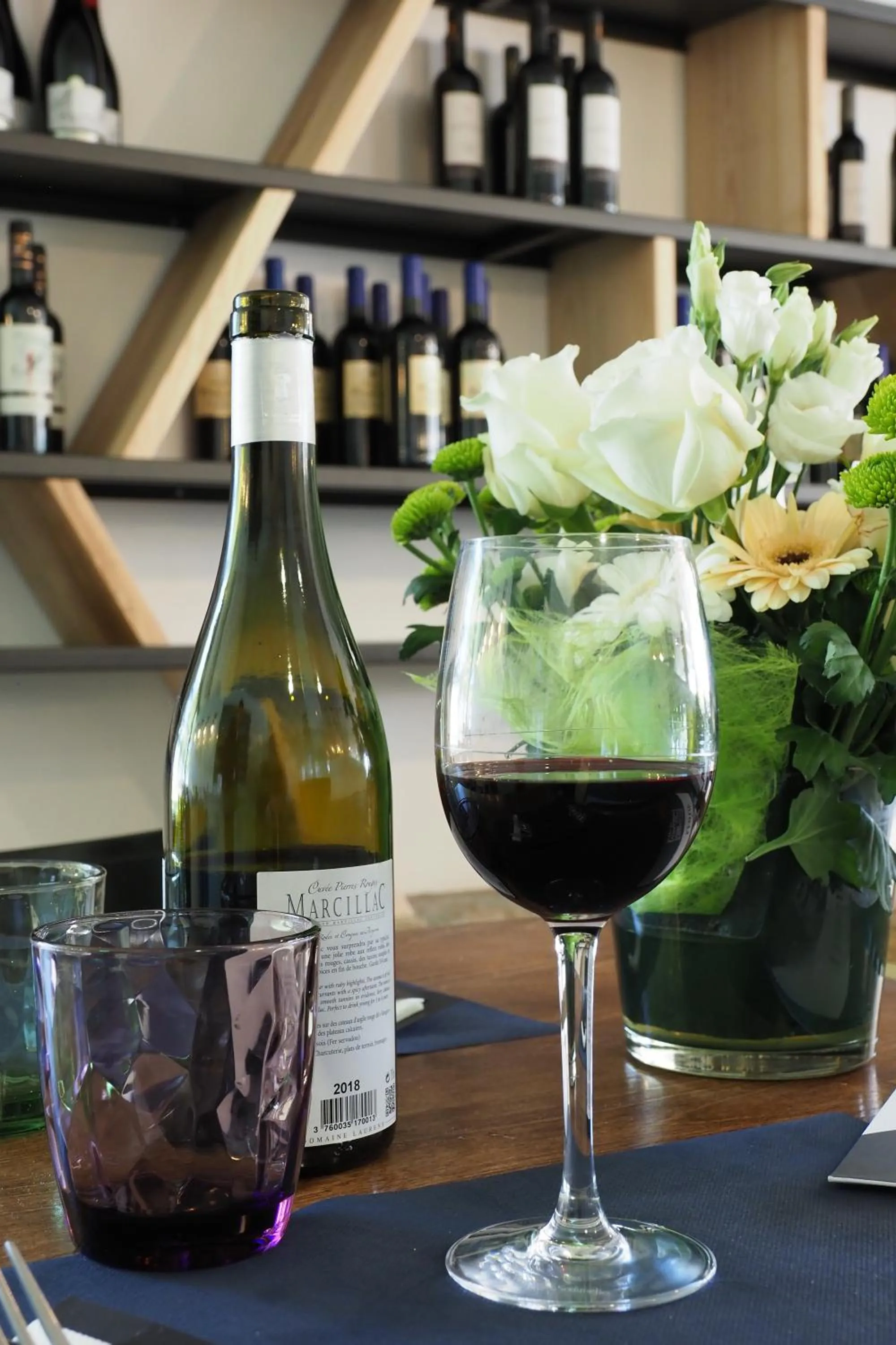 Restaurant/places to eat in The Originals Access, Hôtel Millau Sud