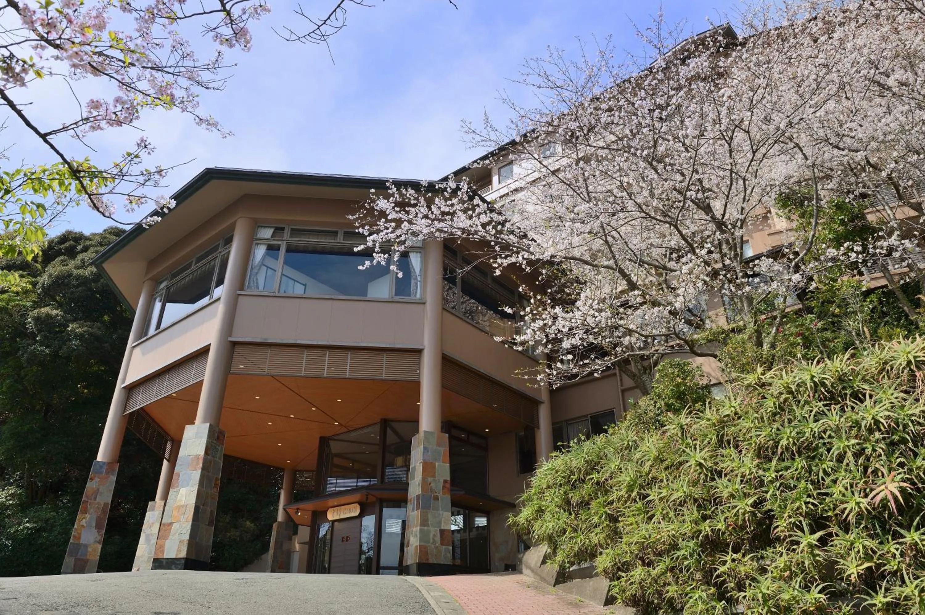 Property building in Kissho Caren