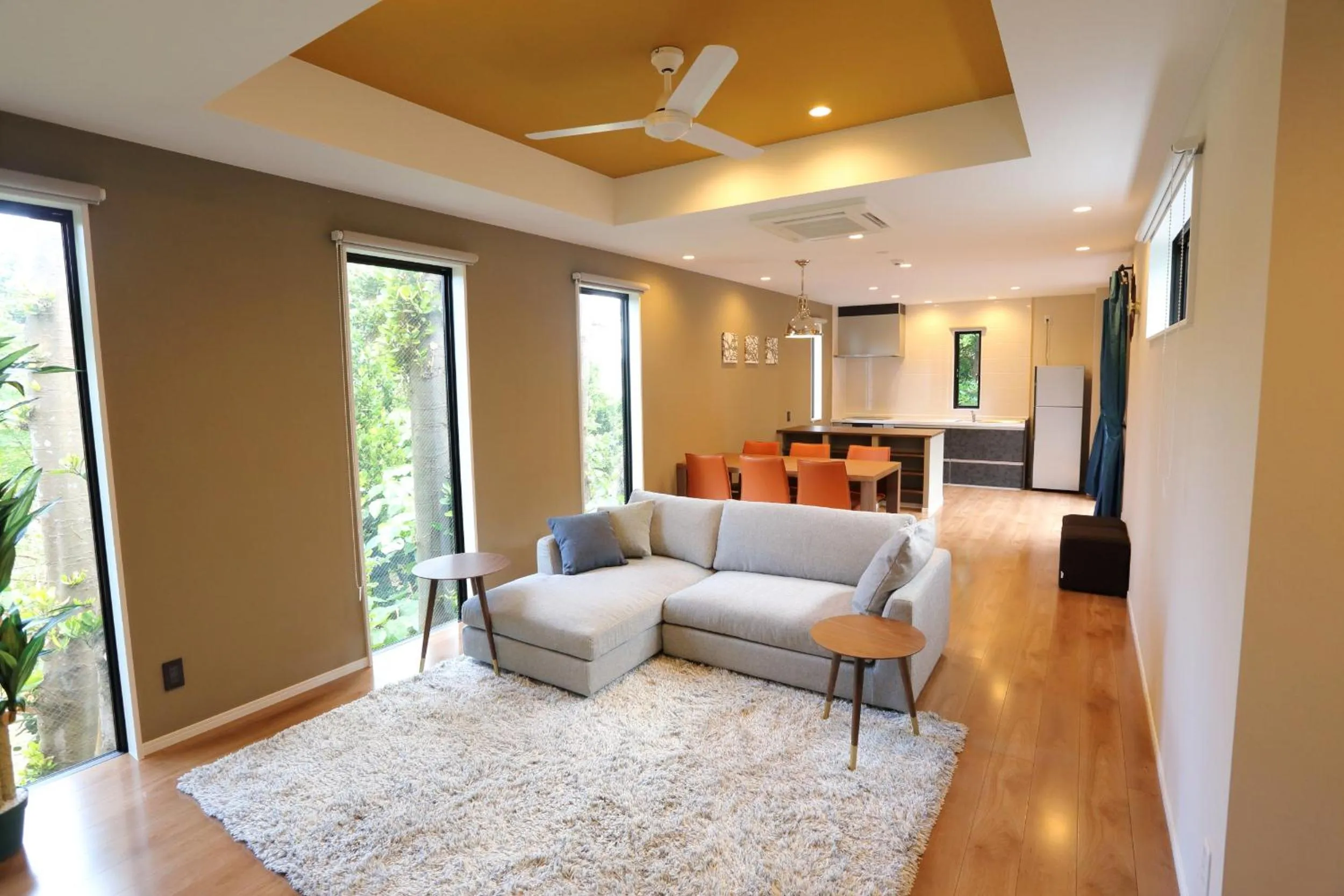 Living room in Tabinoteitaku Okinawa Bise HOMANN CONCEPT