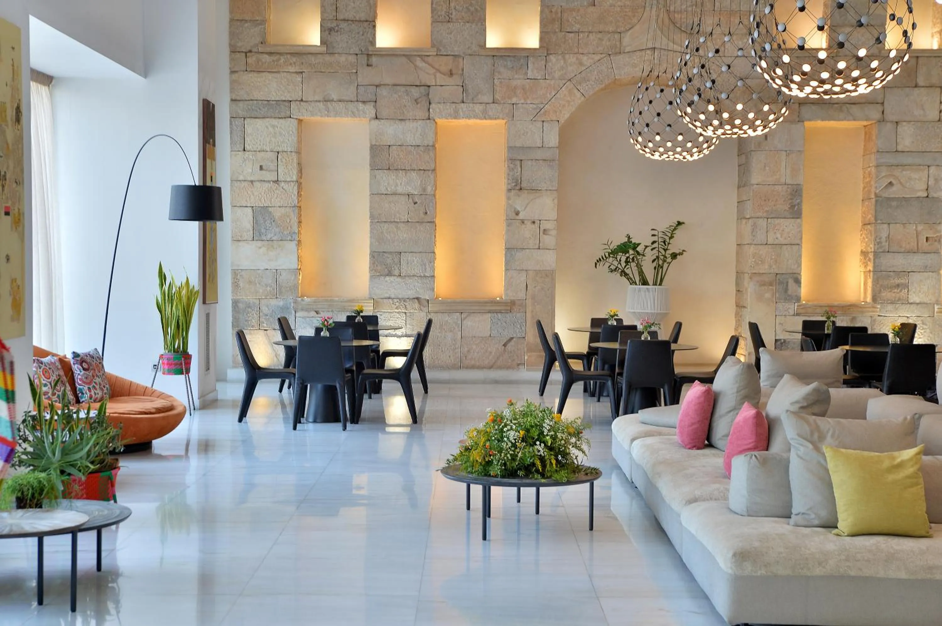 Lobby or reception in Athenaeum Grand Hotel