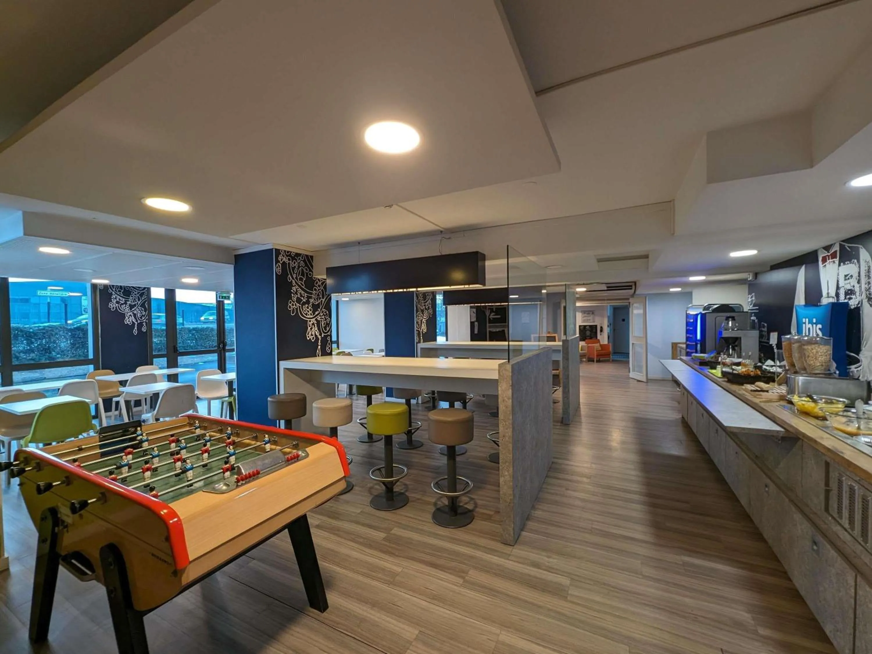 Property building in Ibis Budget Clermont Ferrand - Le Brezet - Aeroport