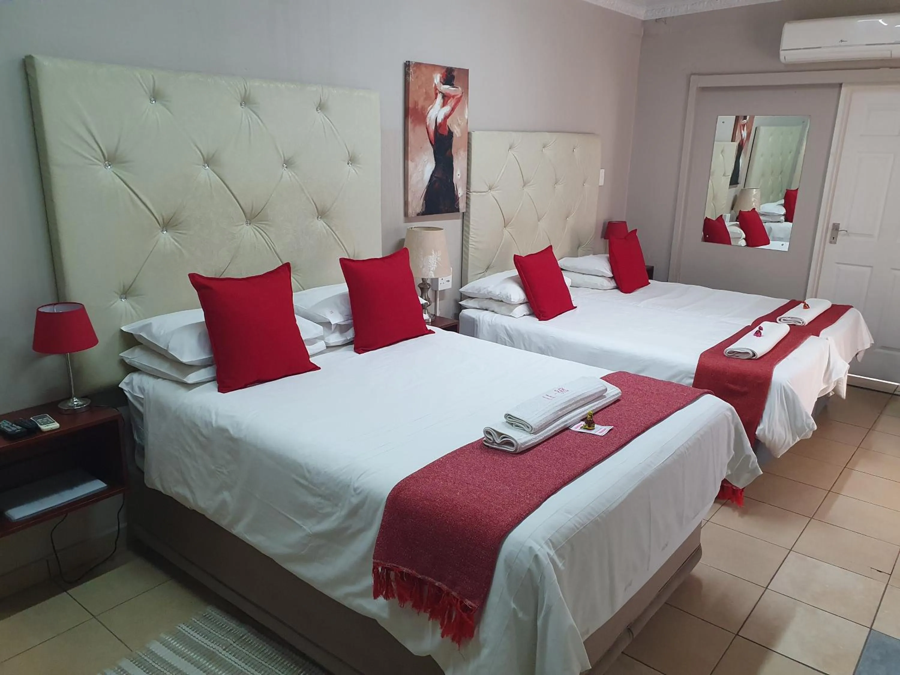 Family, Bed in Lavender Lane