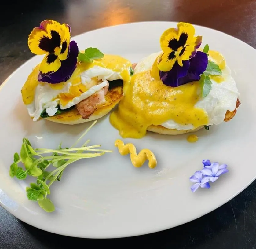 Restaurant/places to eat in Lavender Lane