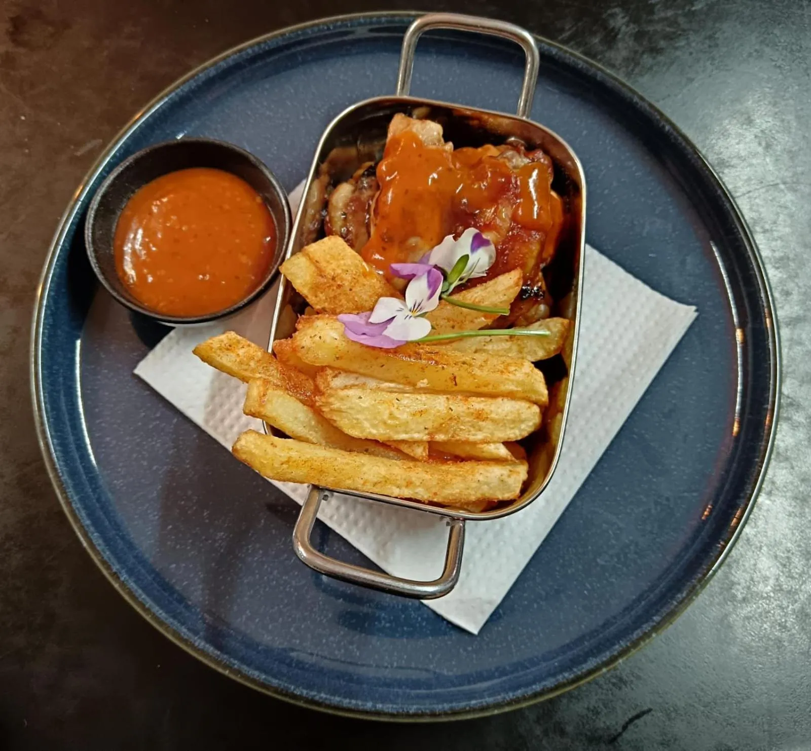 Restaurant/places to eat in Lavender Lane