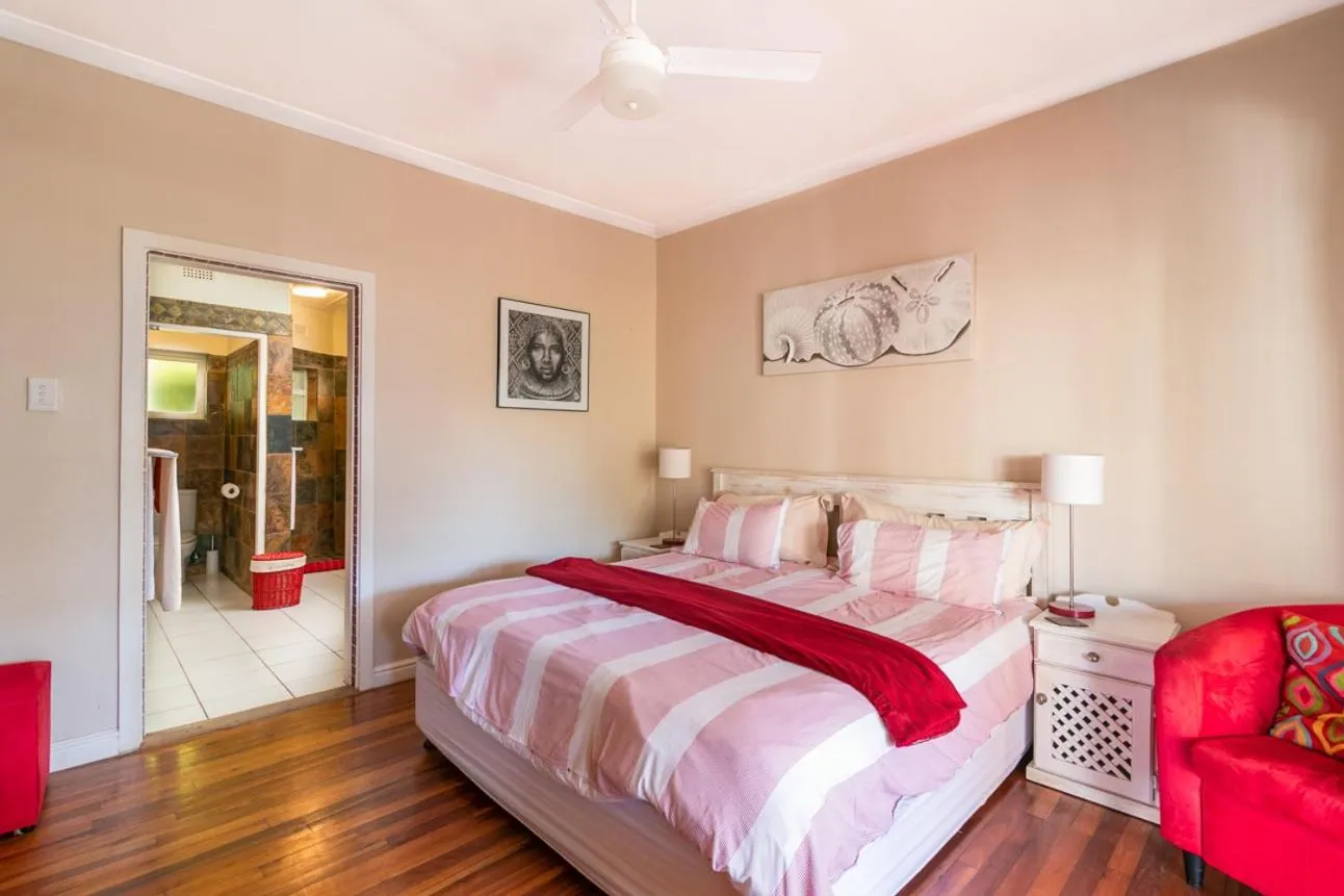 Bedroom, Bed in African Breeze Guesthouse