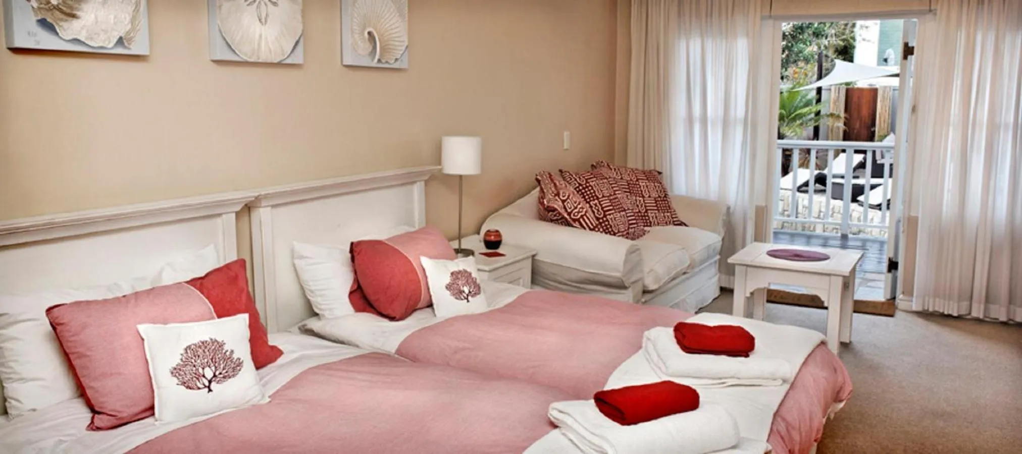 Bedroom, Bed in African Breeze Guesthouse