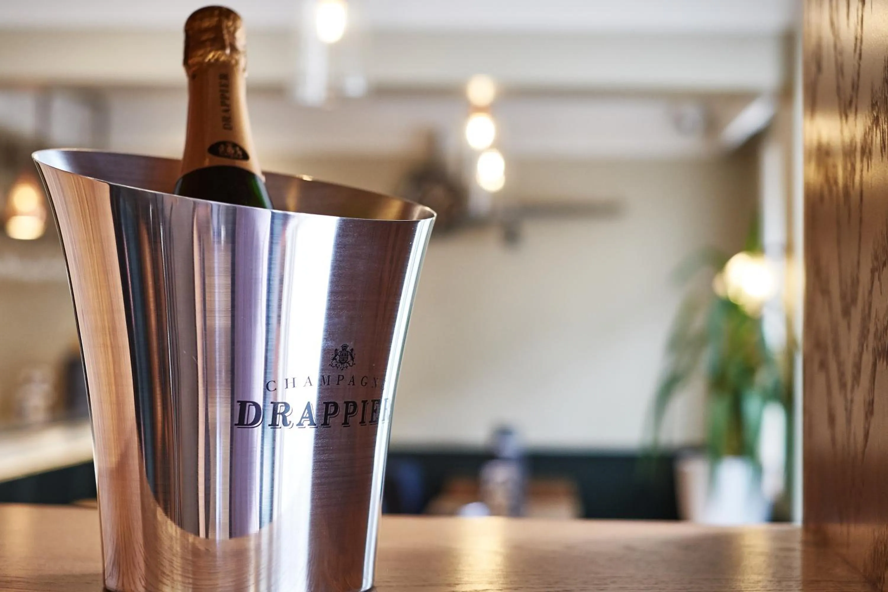 Alcoholic drinks in The Chequers Hotel