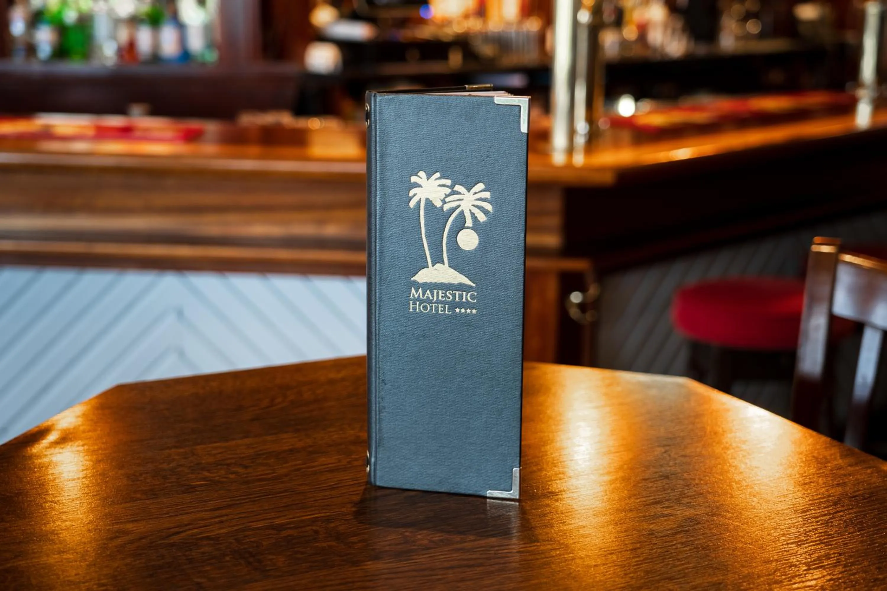 Lounge or bar in Majestic Hotel