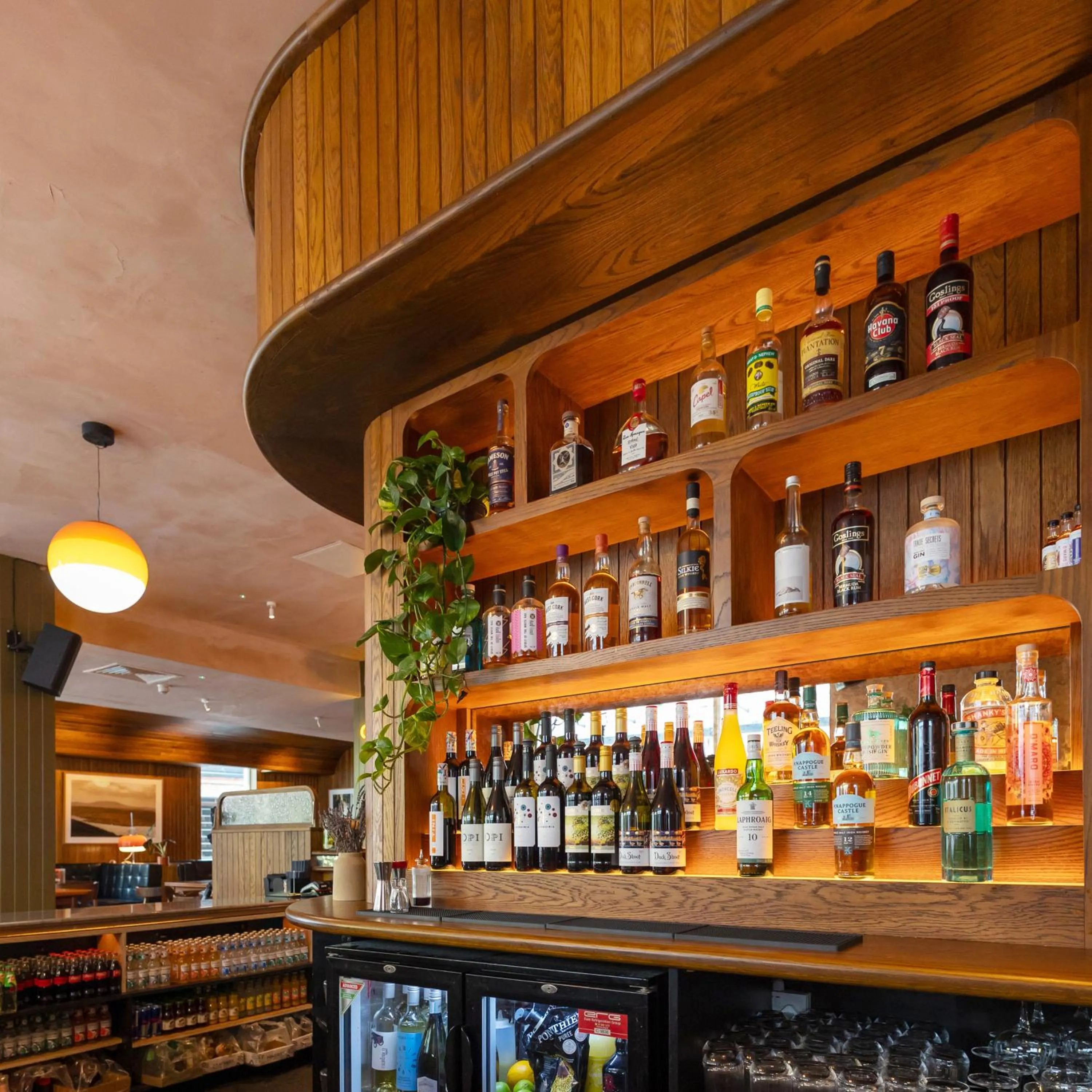 Restaurant/places to eat in Drury Court Hotel