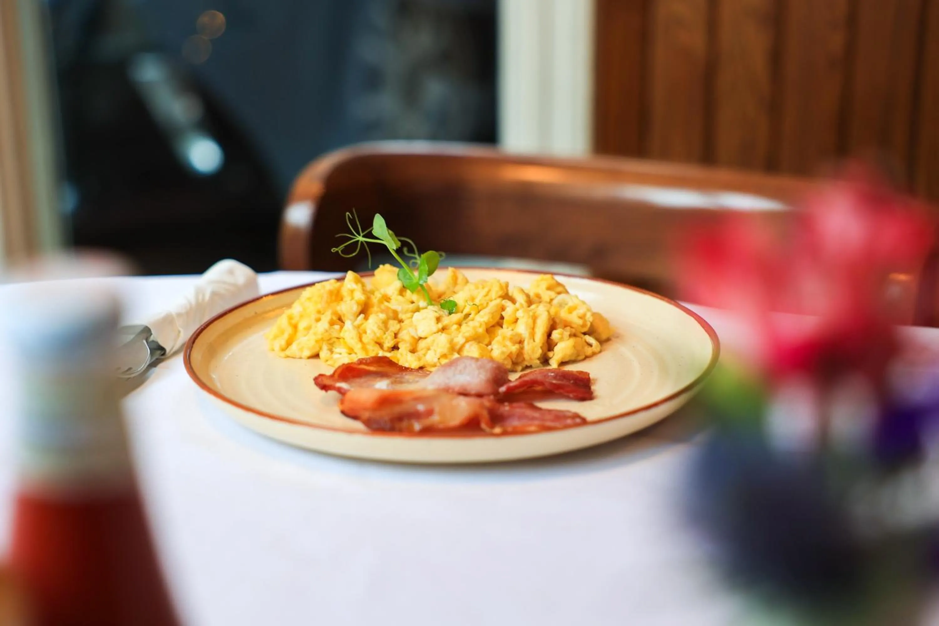 Restaurant/places to eat in Drury Court Hotel