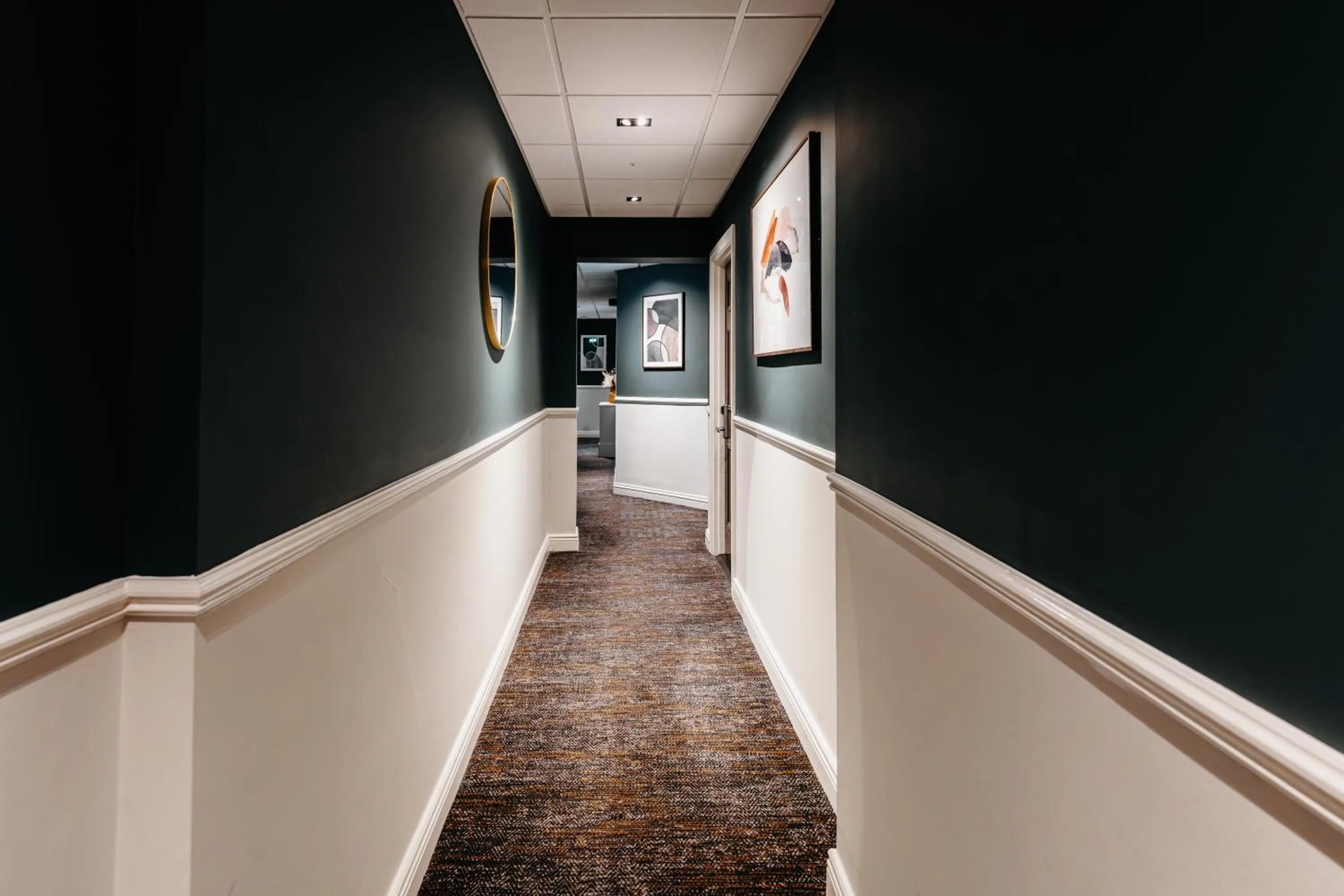 Decorative detail in Drury Court Hotel