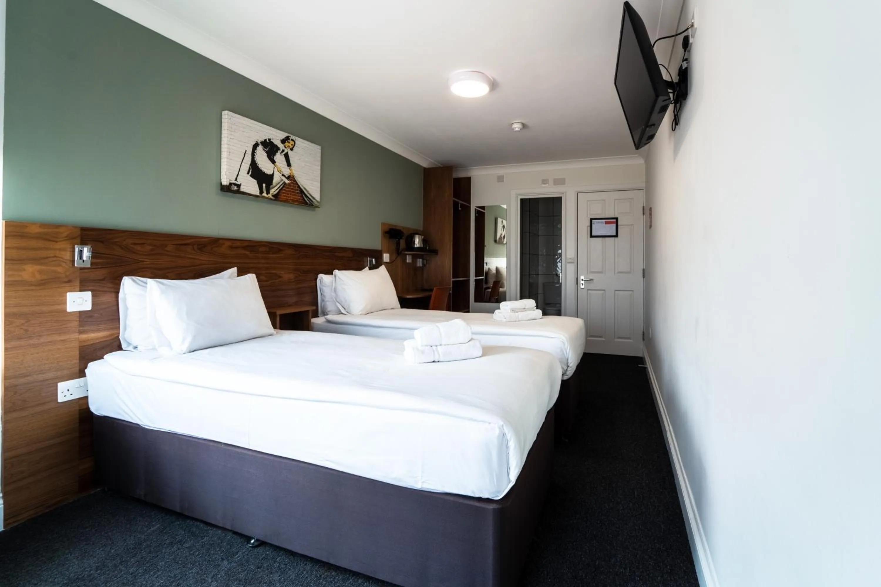 Bed in Chelsea Guest House