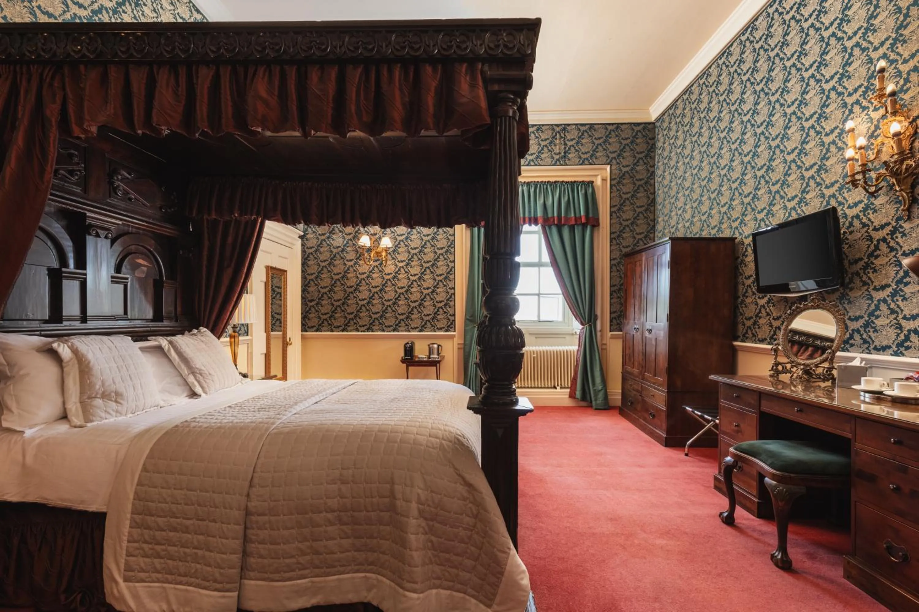 Bedroom, Bed in Lumley Castle Hotel