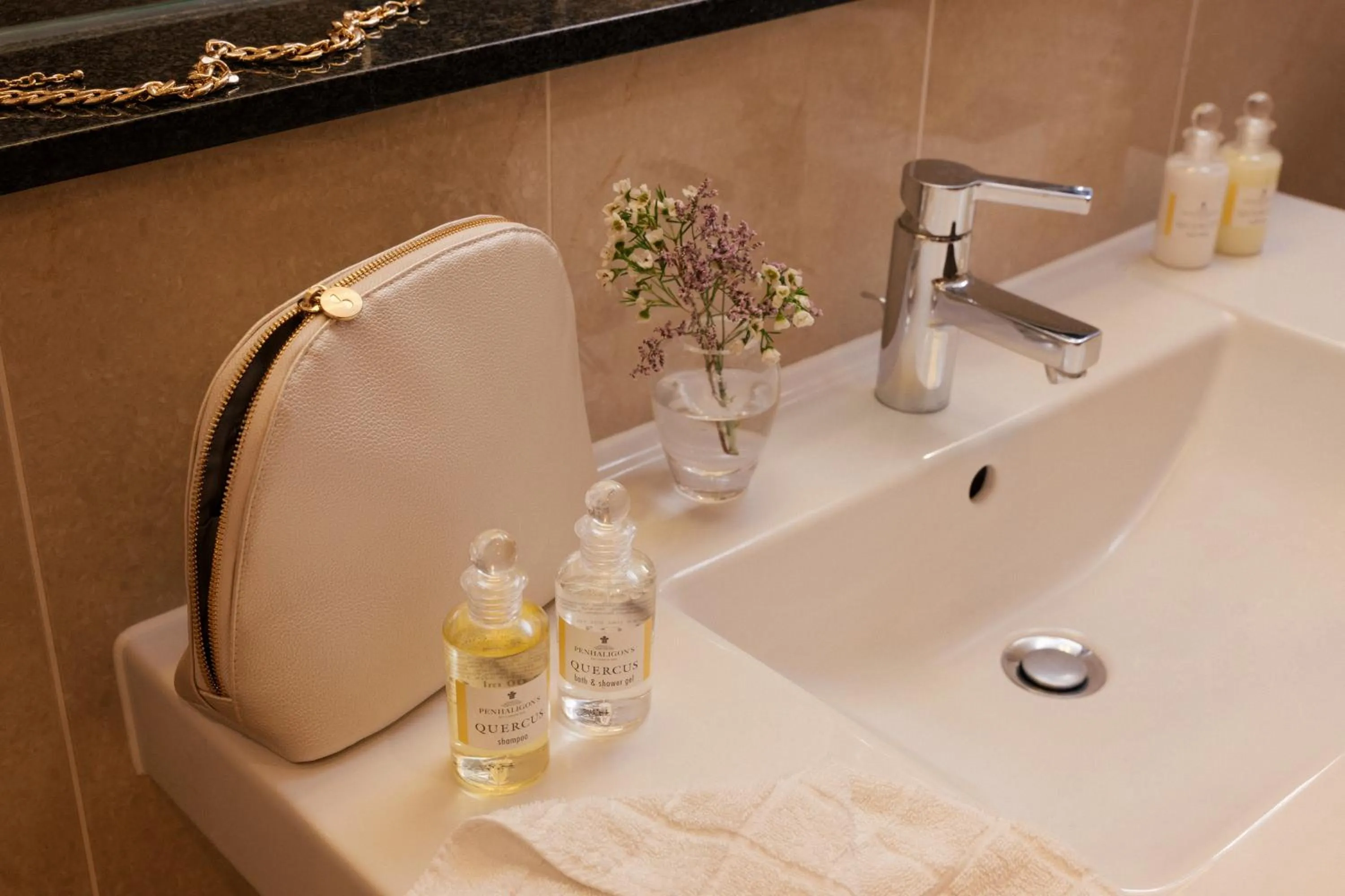 Bathroom in Royal Garden Hotel