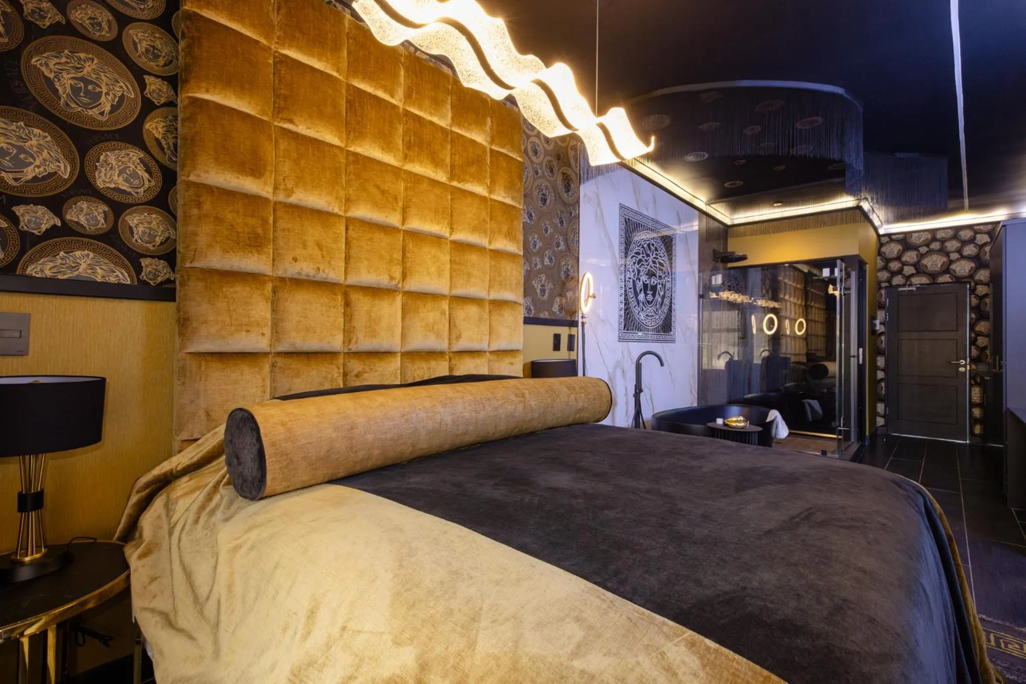 Bed in Mint Hotel Rosebank