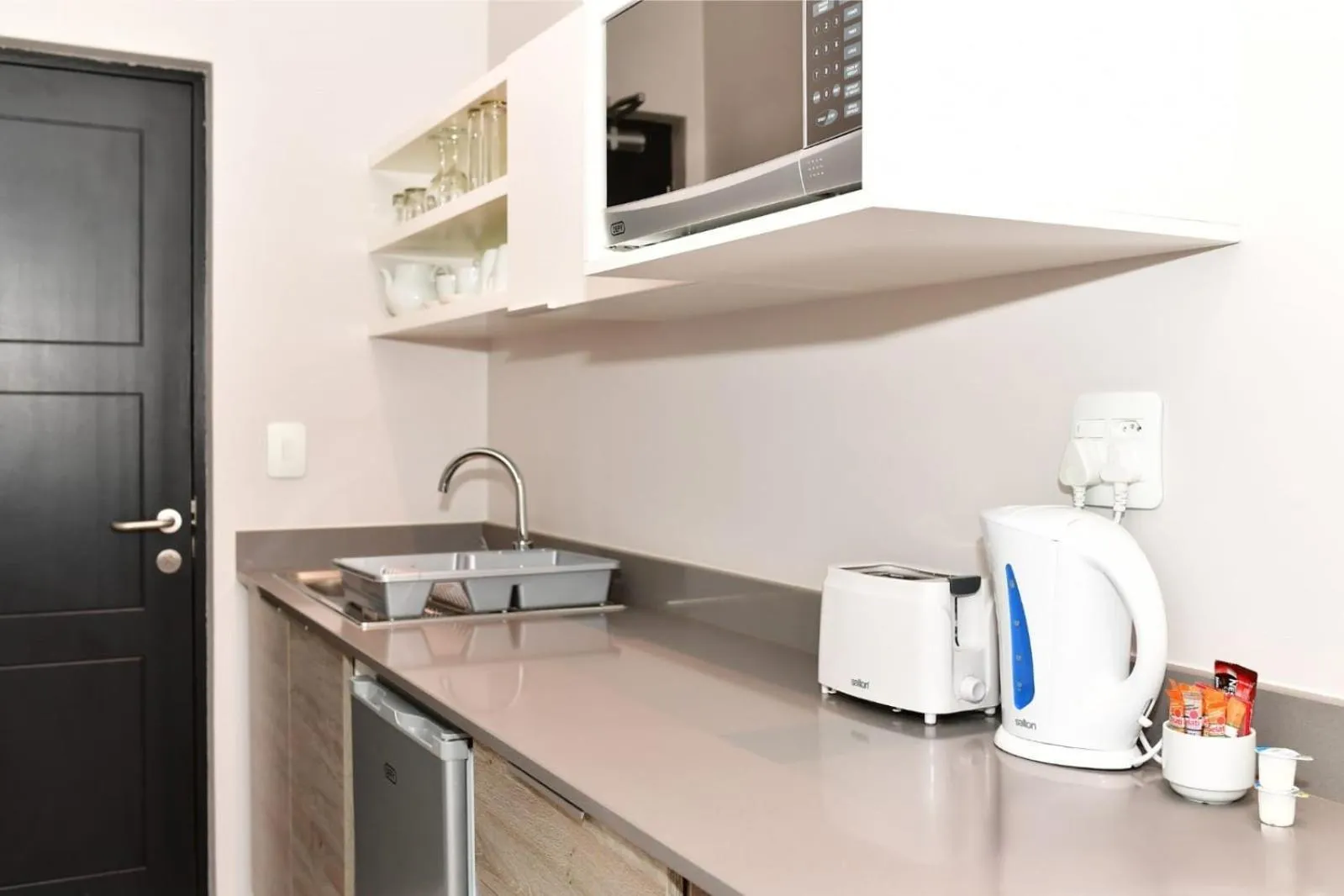Kitchen or kitchenette in Mint Hotel Rosebank