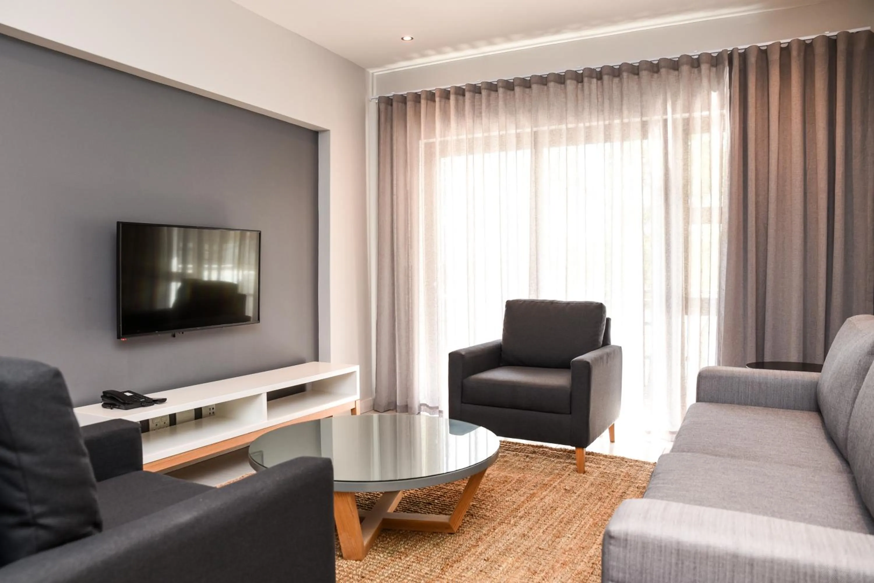 TV and multimedia in Mint Hotel Rosebank