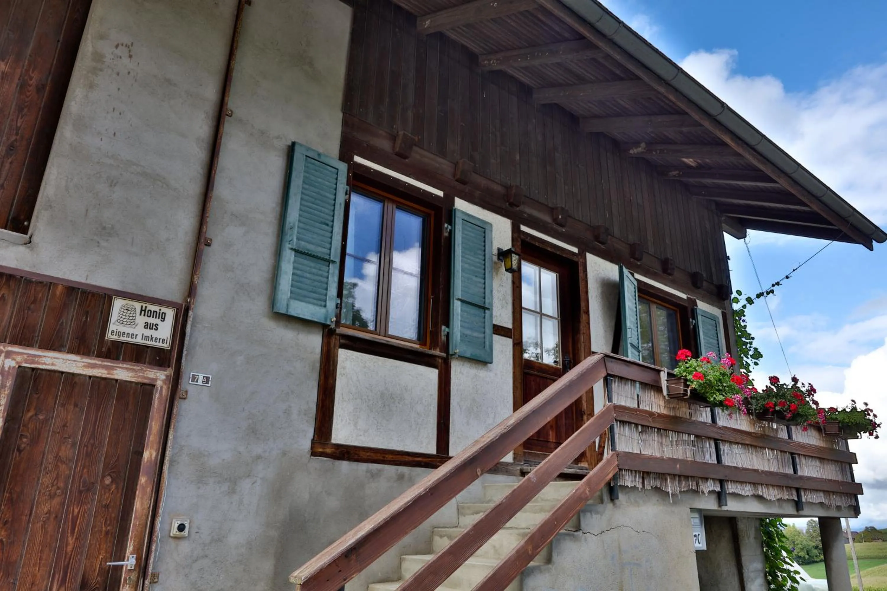 Facade/entrance in Hof Oberprehl