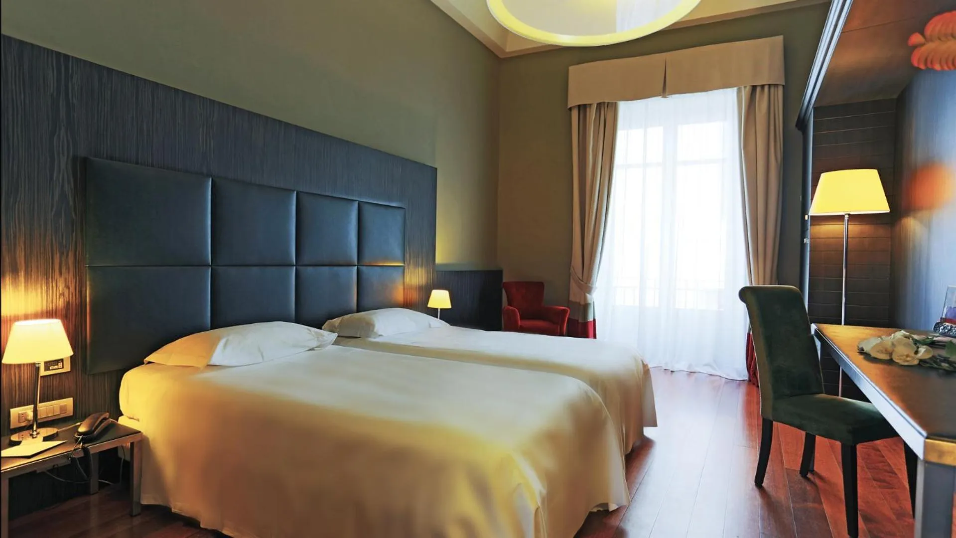 Photo of the whole room, Bed in Hotel Porta Felice & Spa