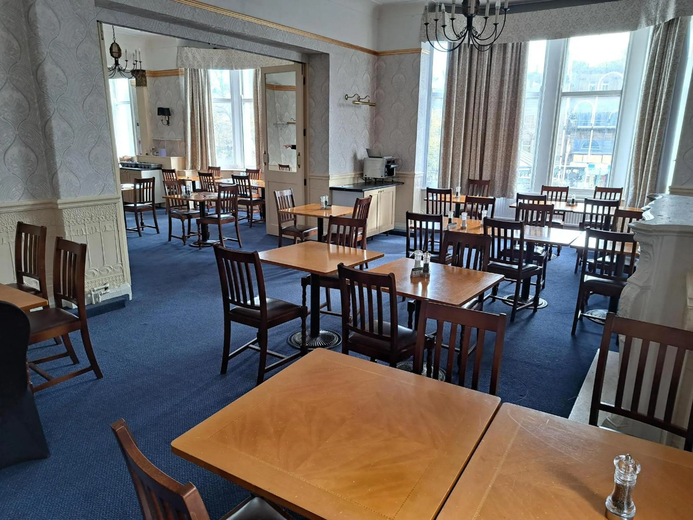 Restaurant/places to eat in Scarisbrick Hotel