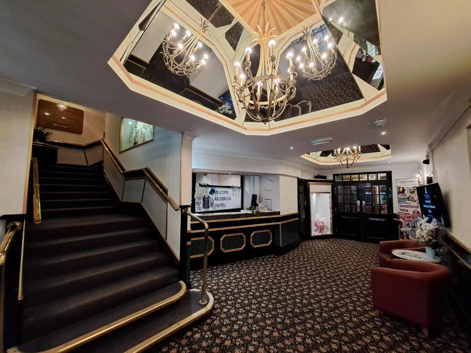Lobby or reception in Scarisbrick Hotel
