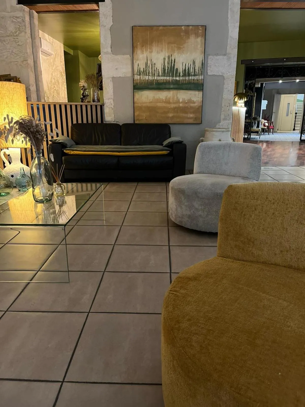 Seating area in Hôtel Abalone - Centre Gare