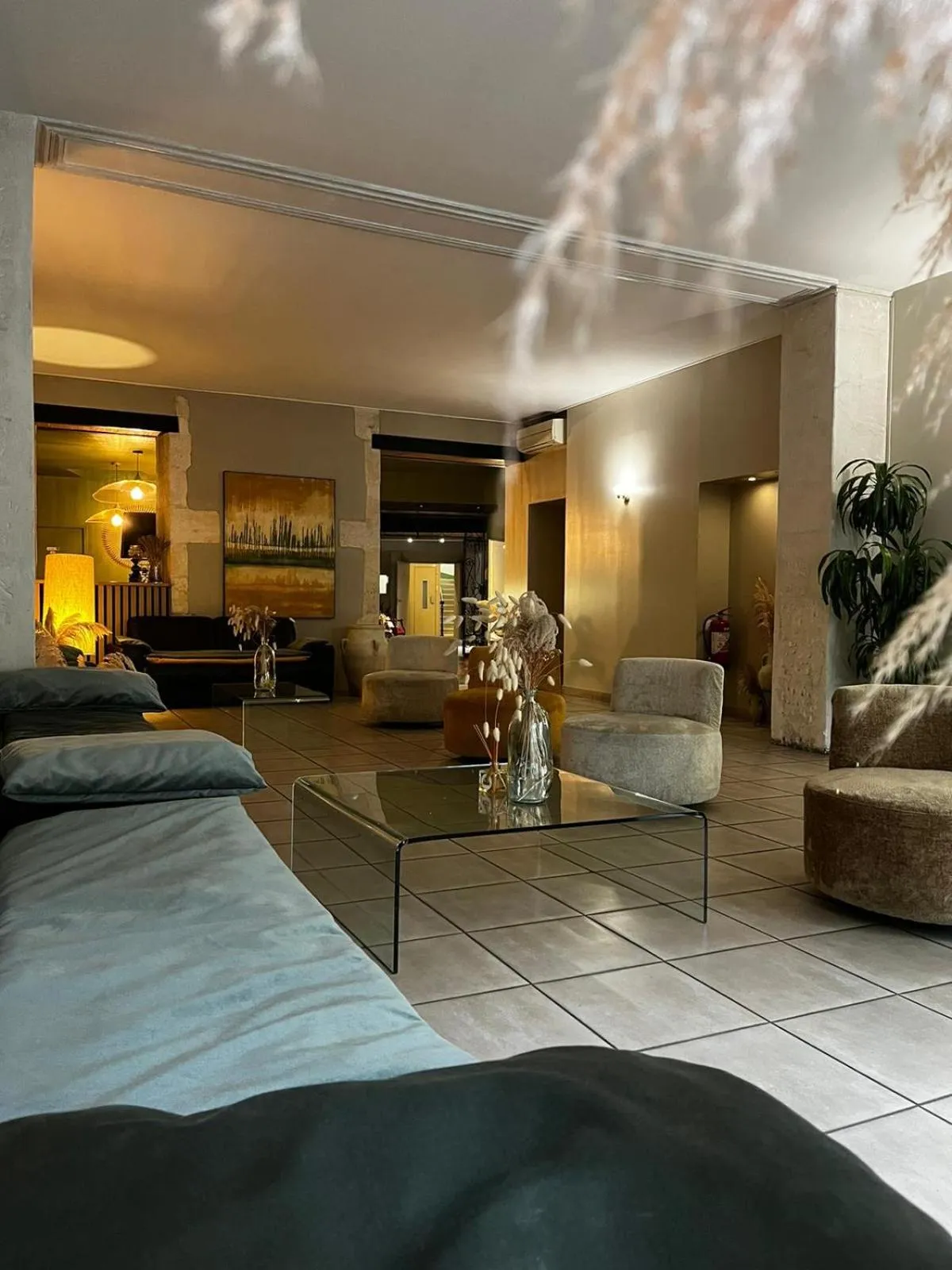 Seating area, Bed in Hôtel Abalone - Centre Gare