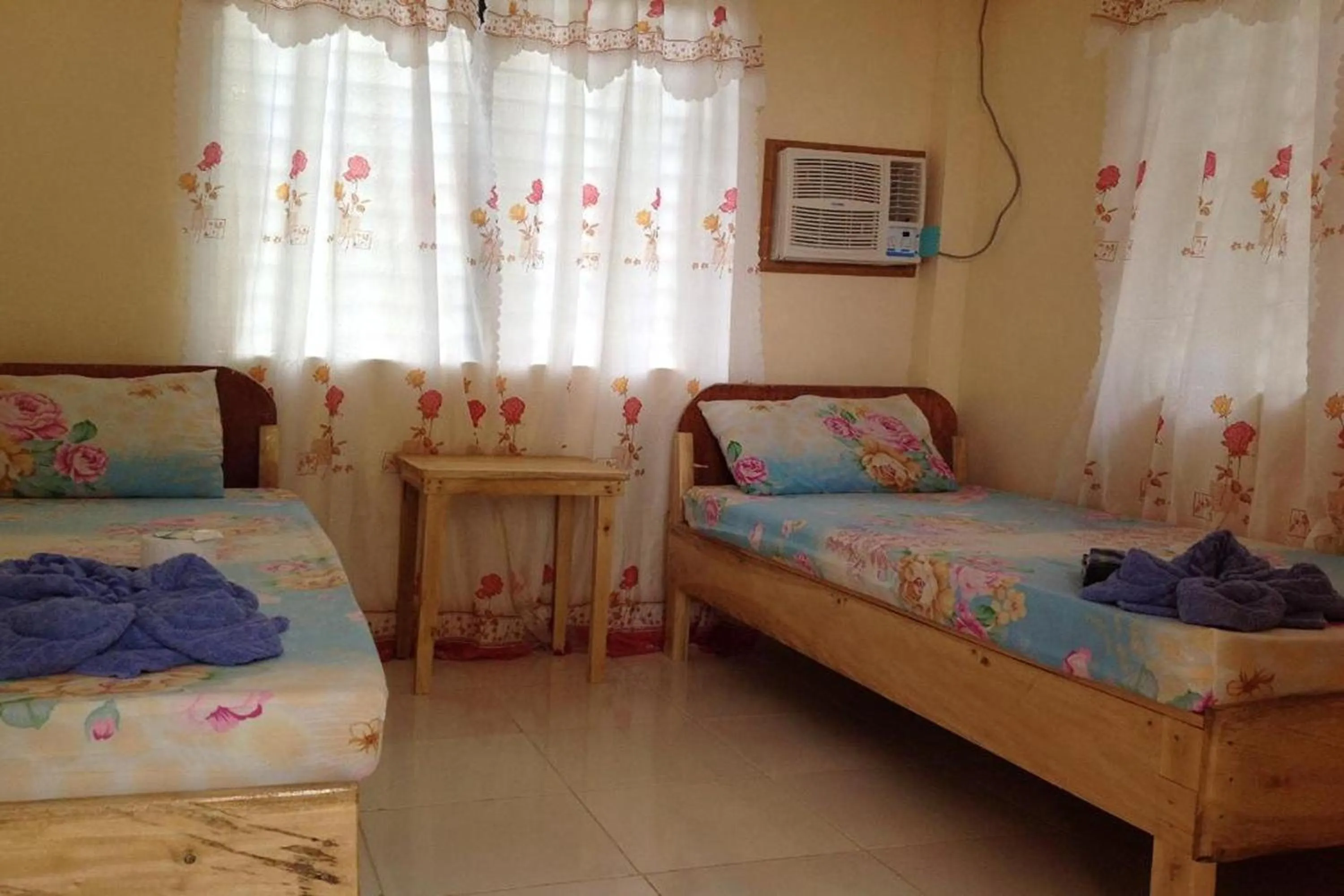 Bedroom, Bed in Casa Paliton Siquijor near Beach