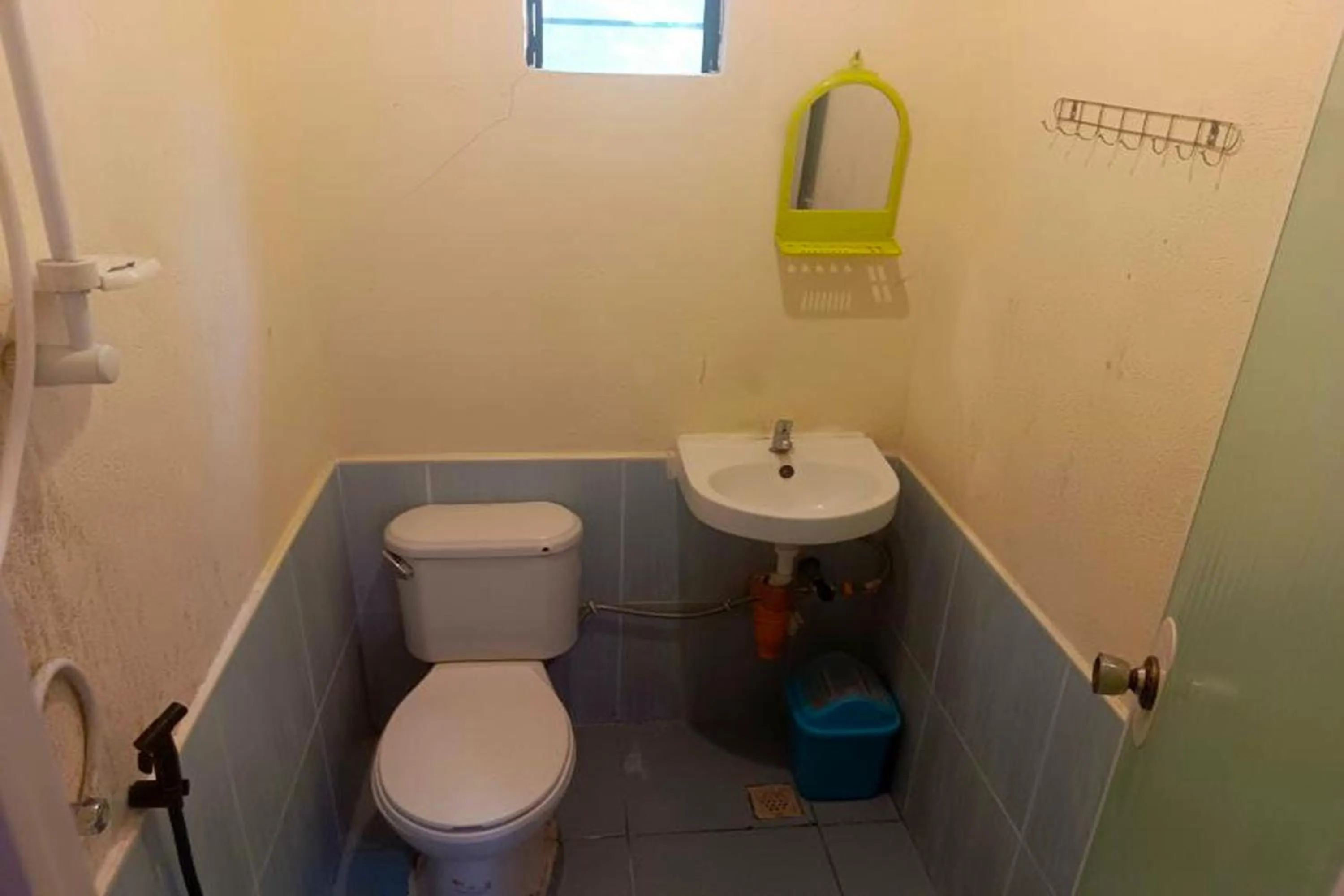 Bathroom in Casa Paliton Siquijor near Beach